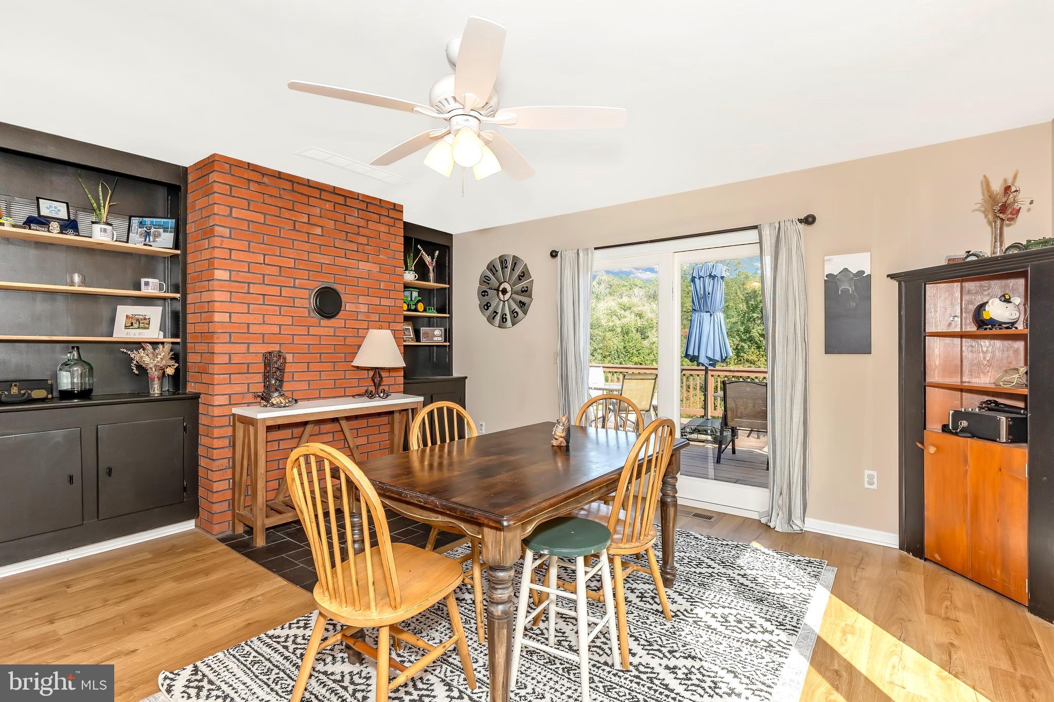 BROOK VALLEY FARMS - Residential