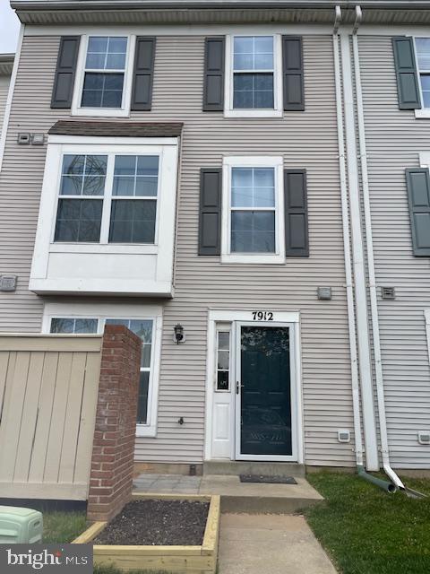 CHARLESGATE - Residential Lease