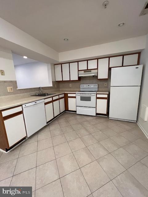 CHARLESGATE - Residential Lease