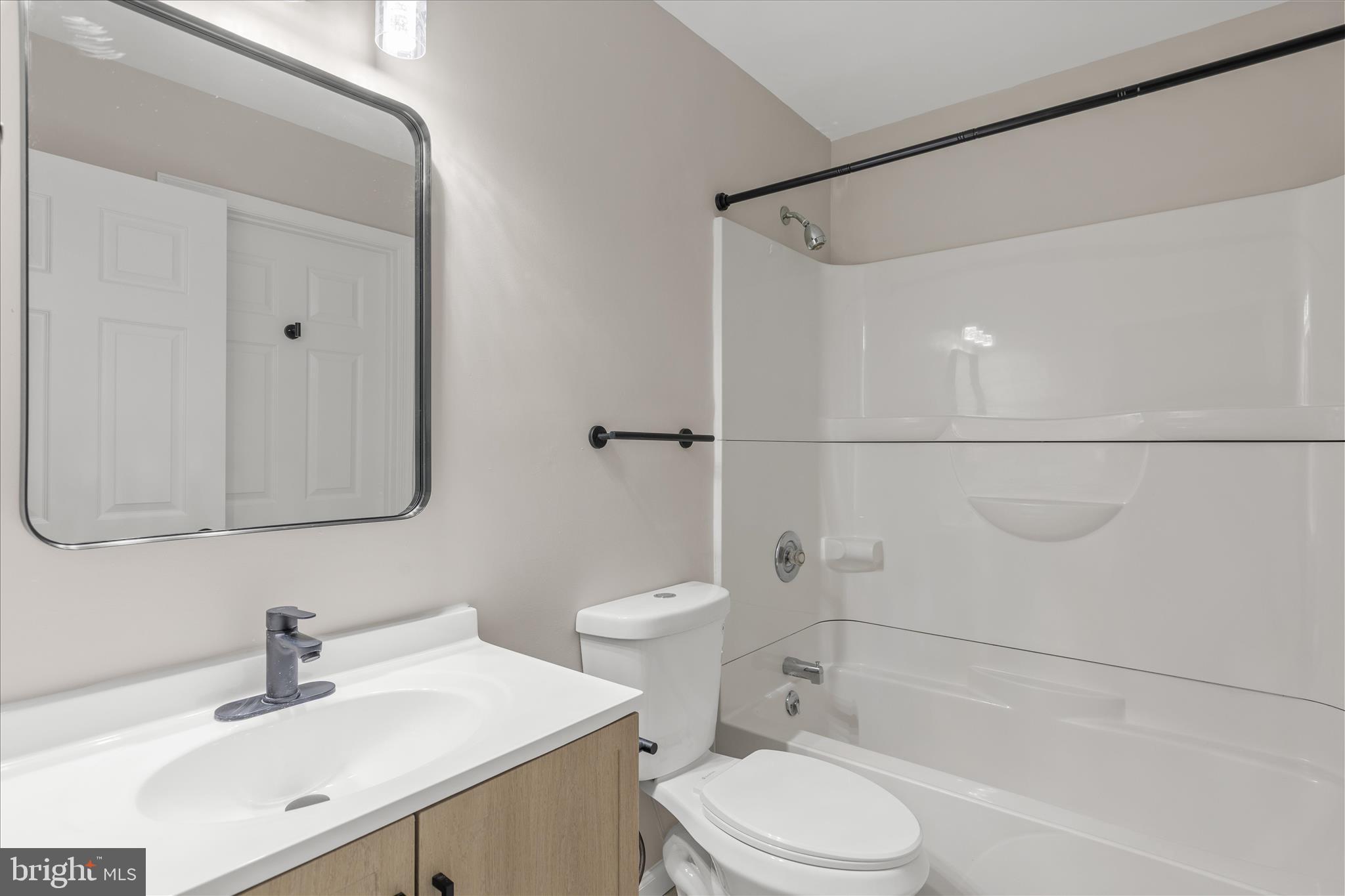 CALVERT HOMES - Residential