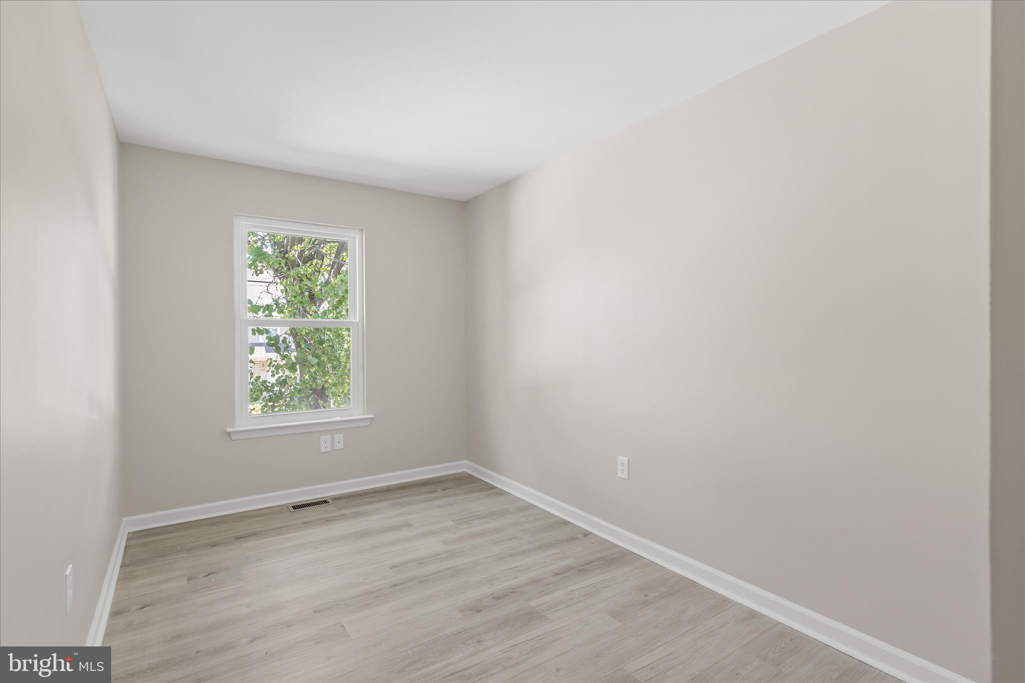 CALVERT HOMES - Residential