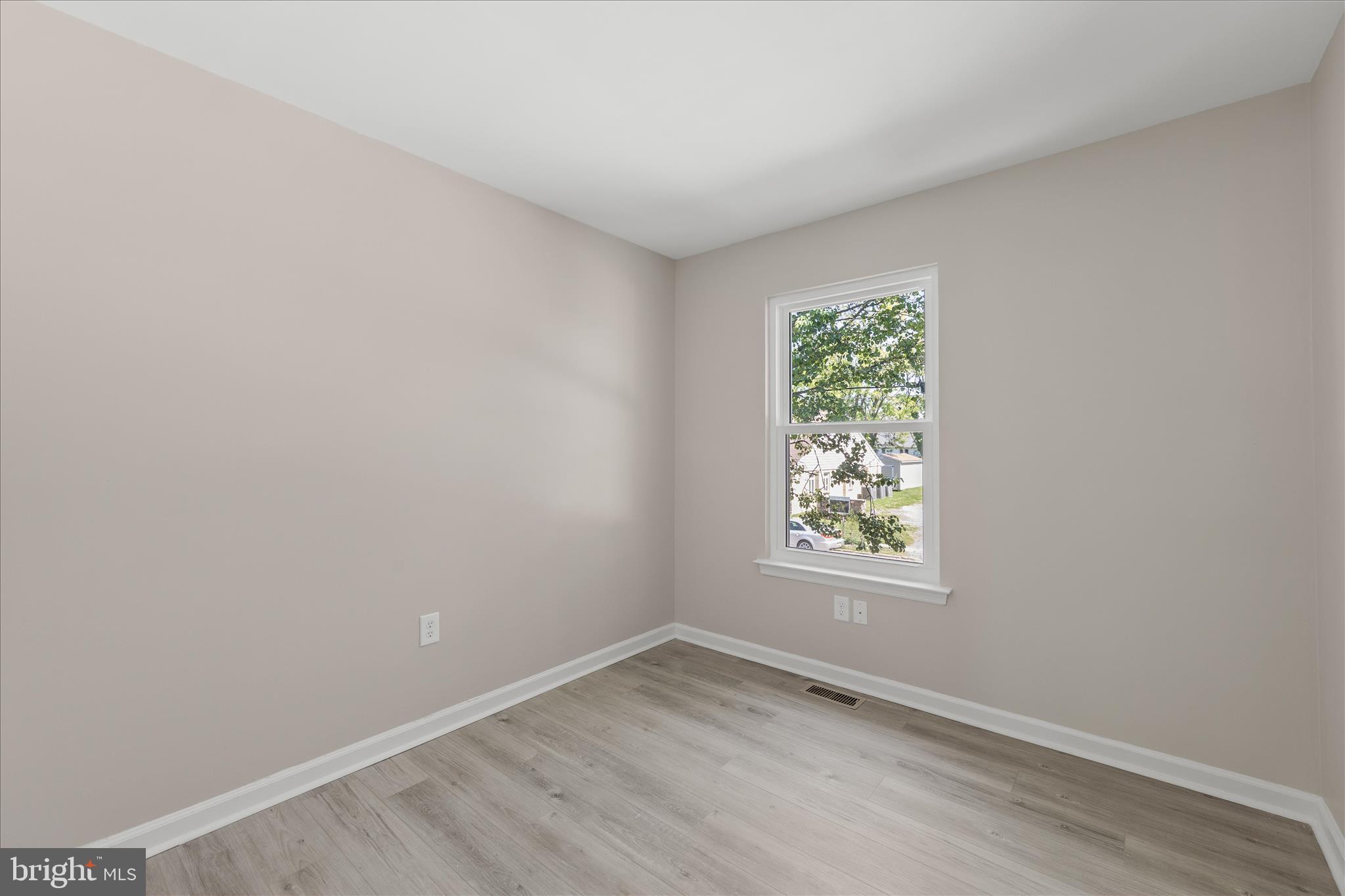 CALVERT HOMES - Residential