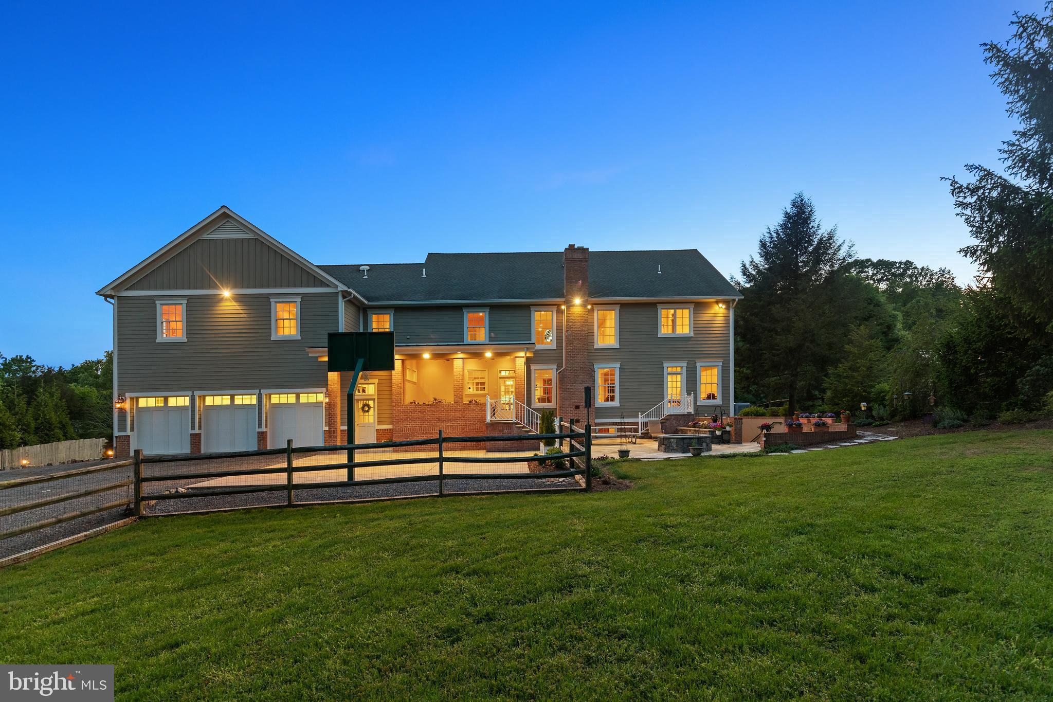 FOX LAKE - Residential