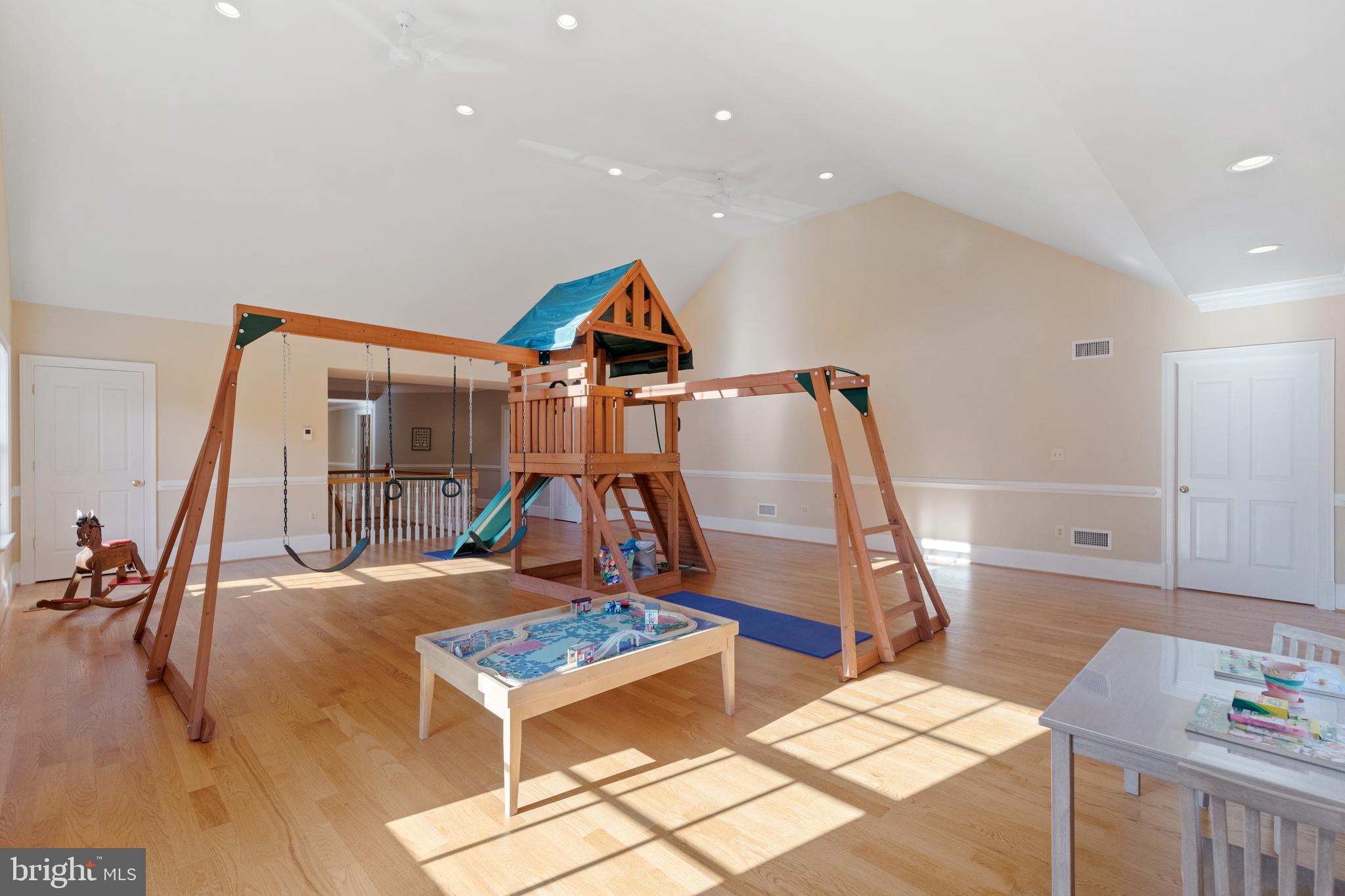 FOX LAKE - Residential