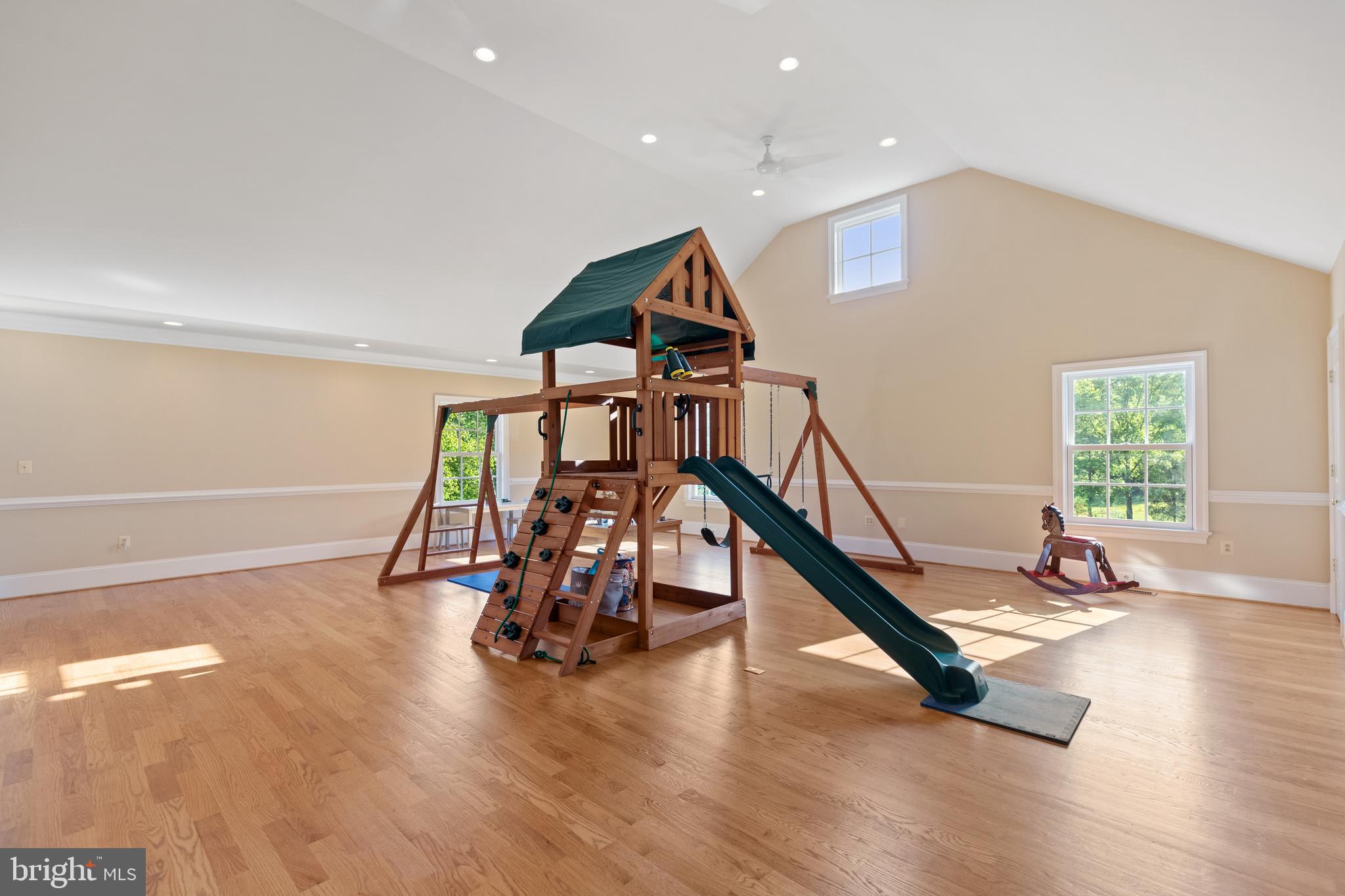 FOX LAKE - Residential