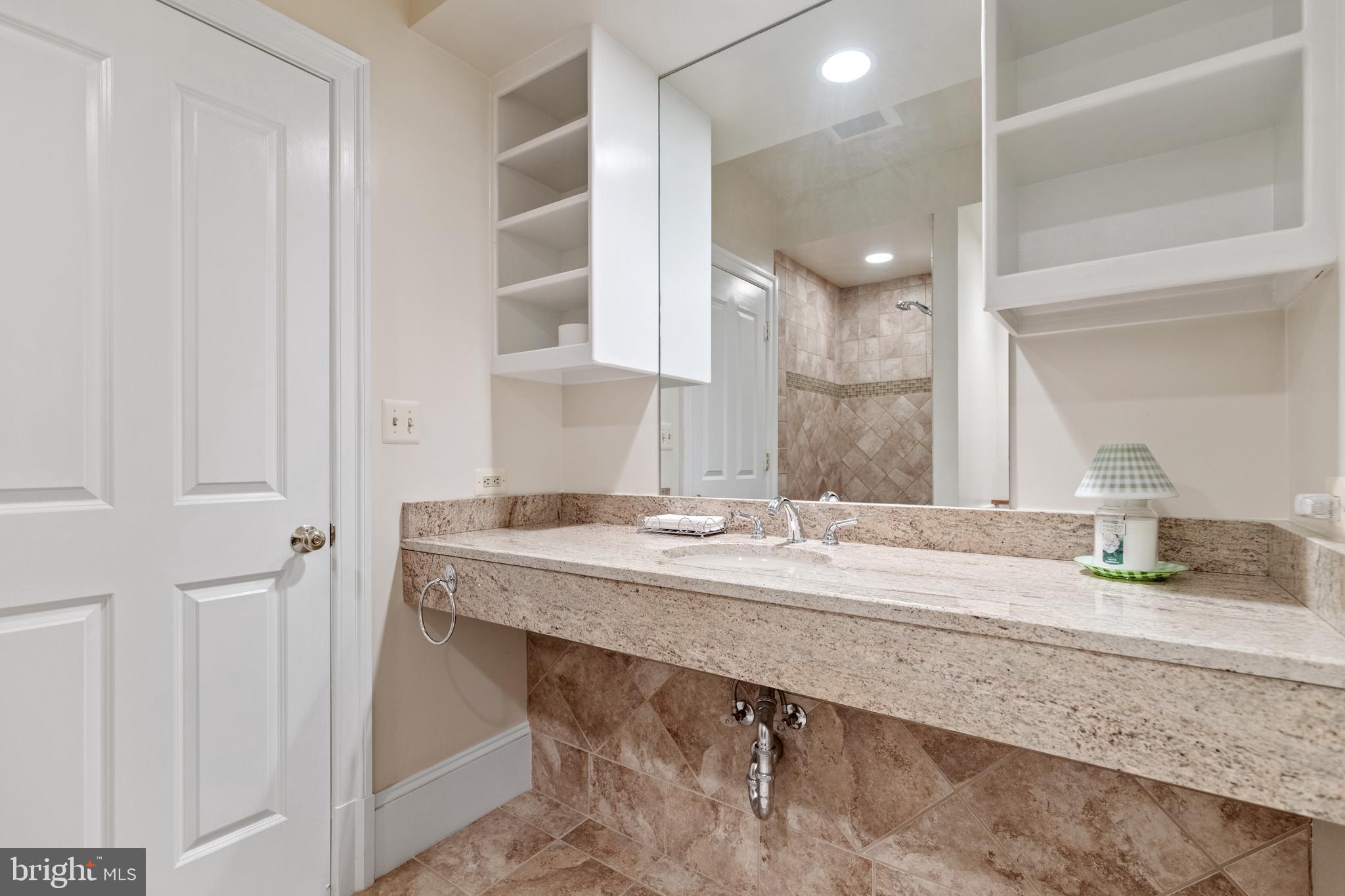 FOX LAKE - Residential