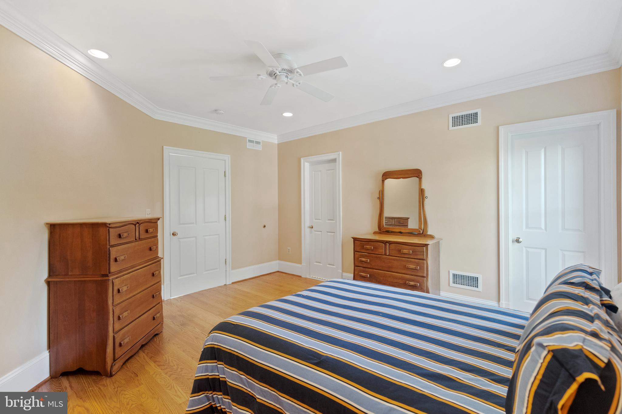 FOX LAKE - Residential