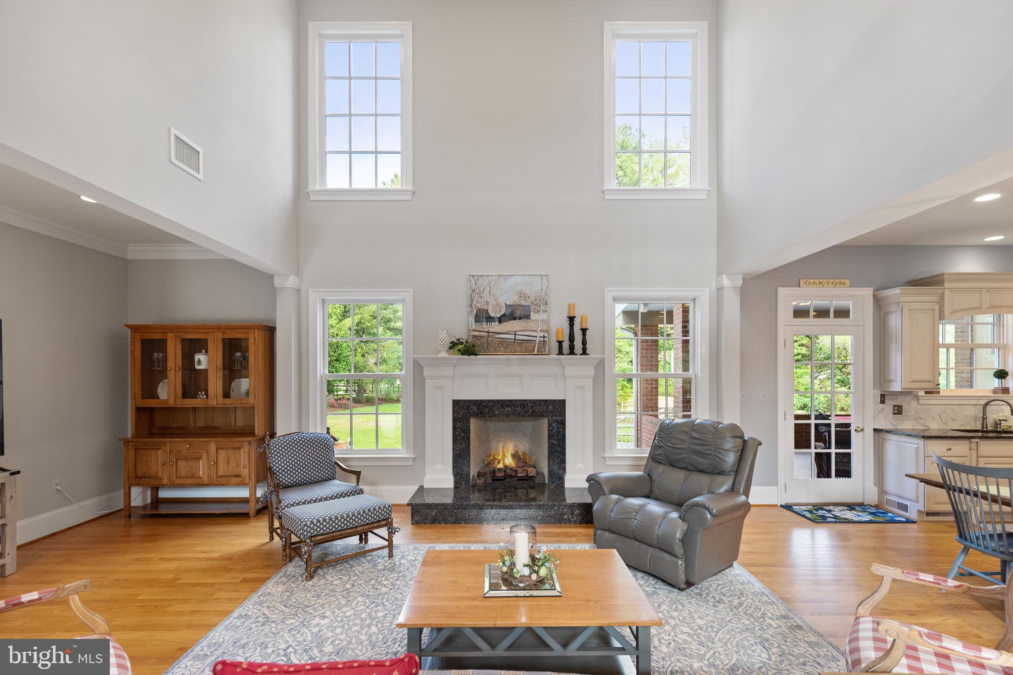 FOX LAKE - Residential