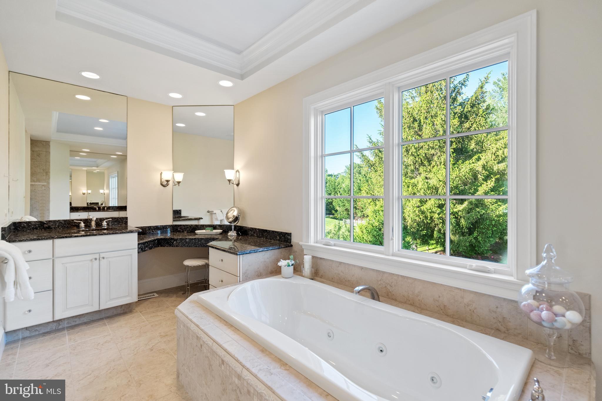 FOX LAKE - Residential