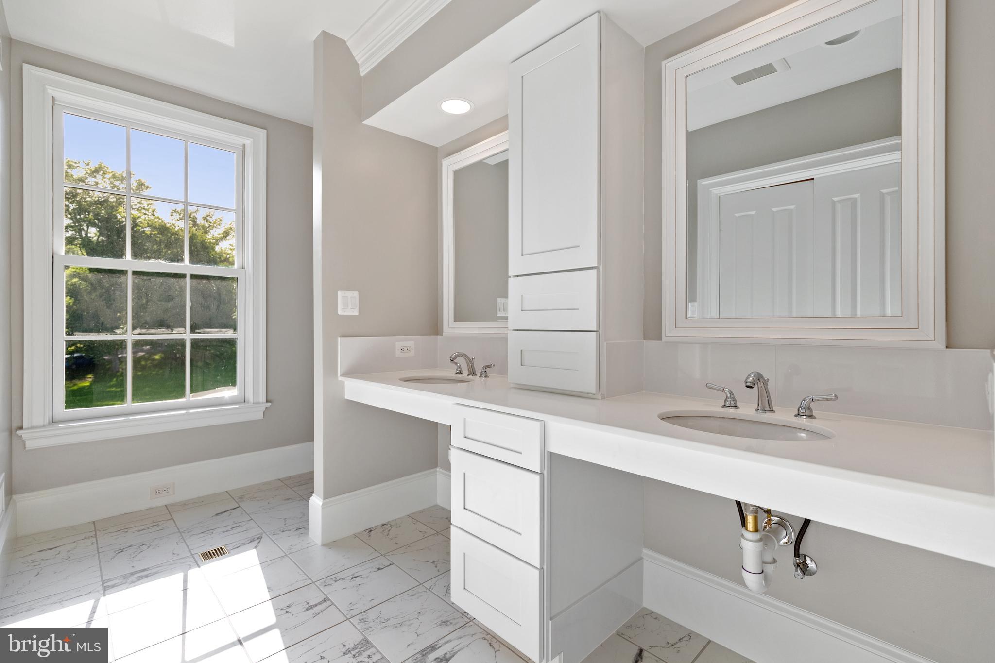 FOX LAKE - Residential