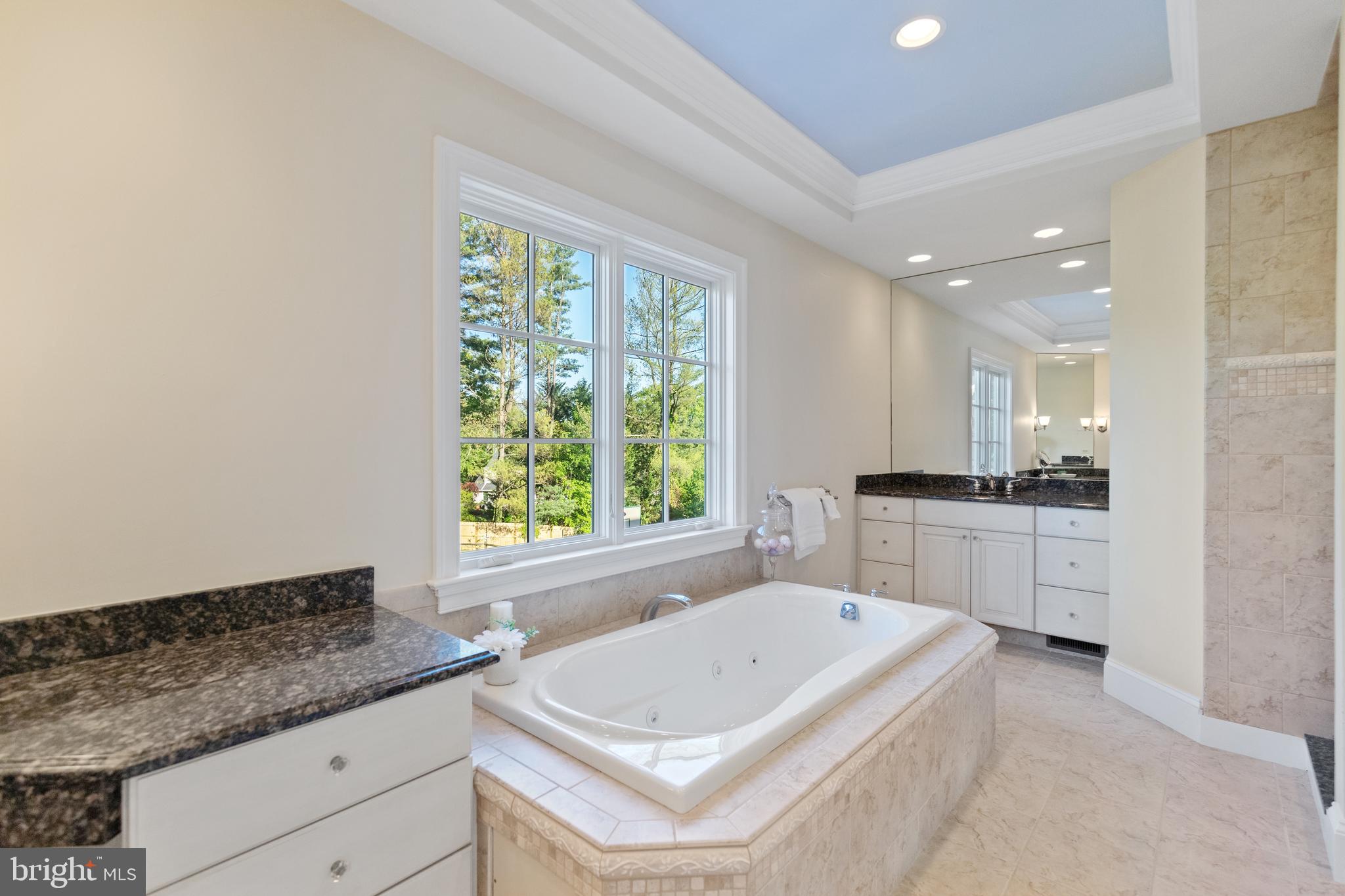 FOX LAKE - Residential