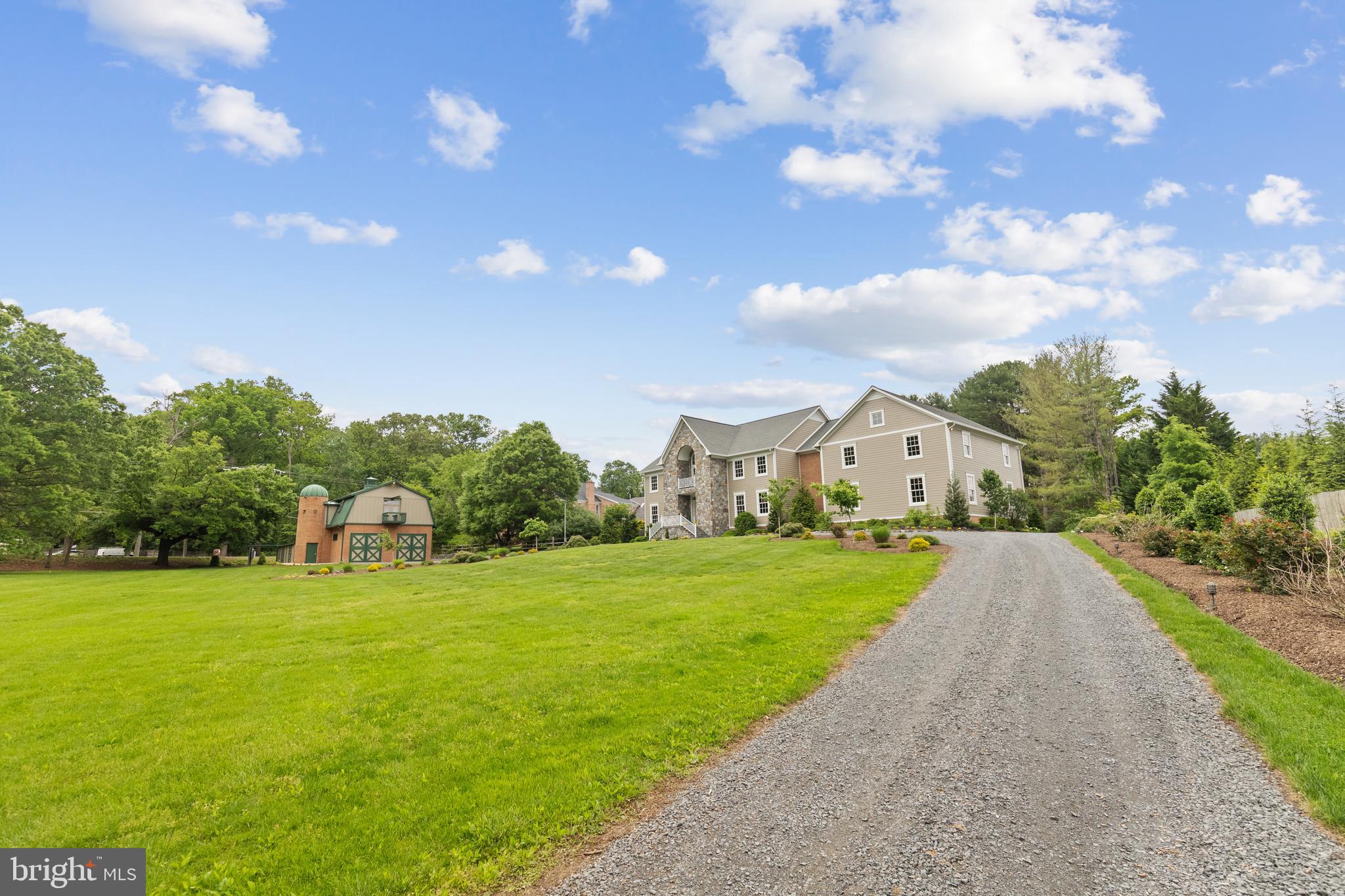 FOX LAKE - Residential