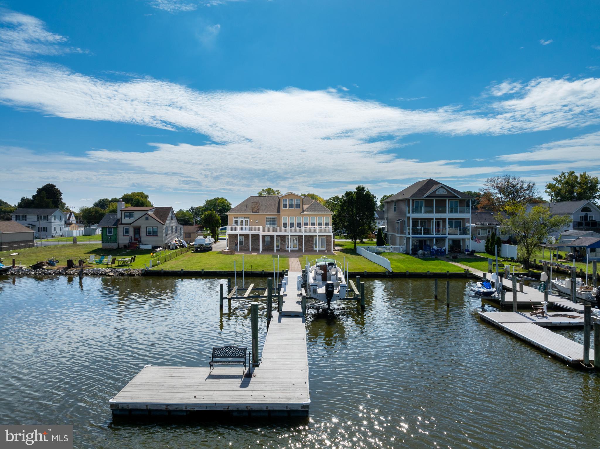 LYNCH POINT - Residential