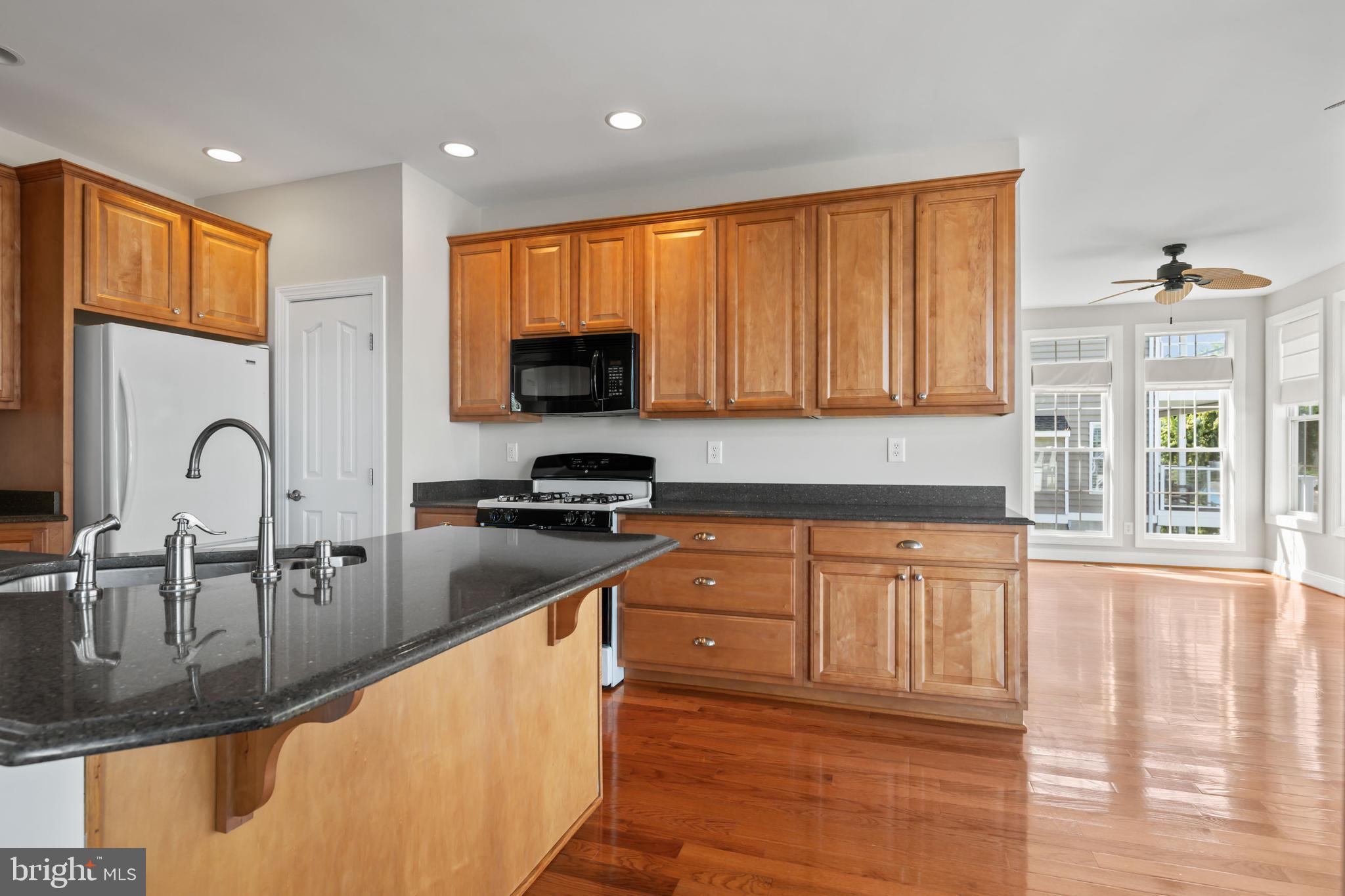 LYNCH POINT - Residential