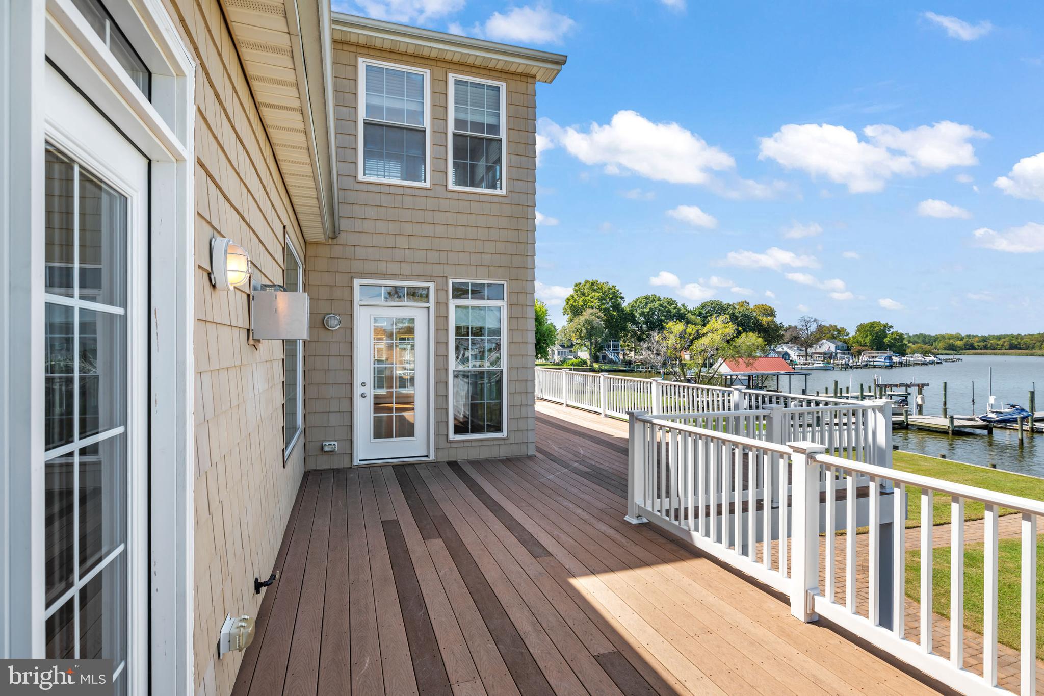 LYNCH POINT - Residential