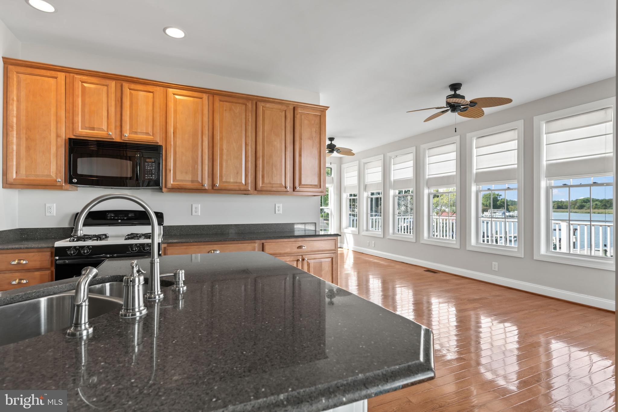 LYNCH POINT - Residential