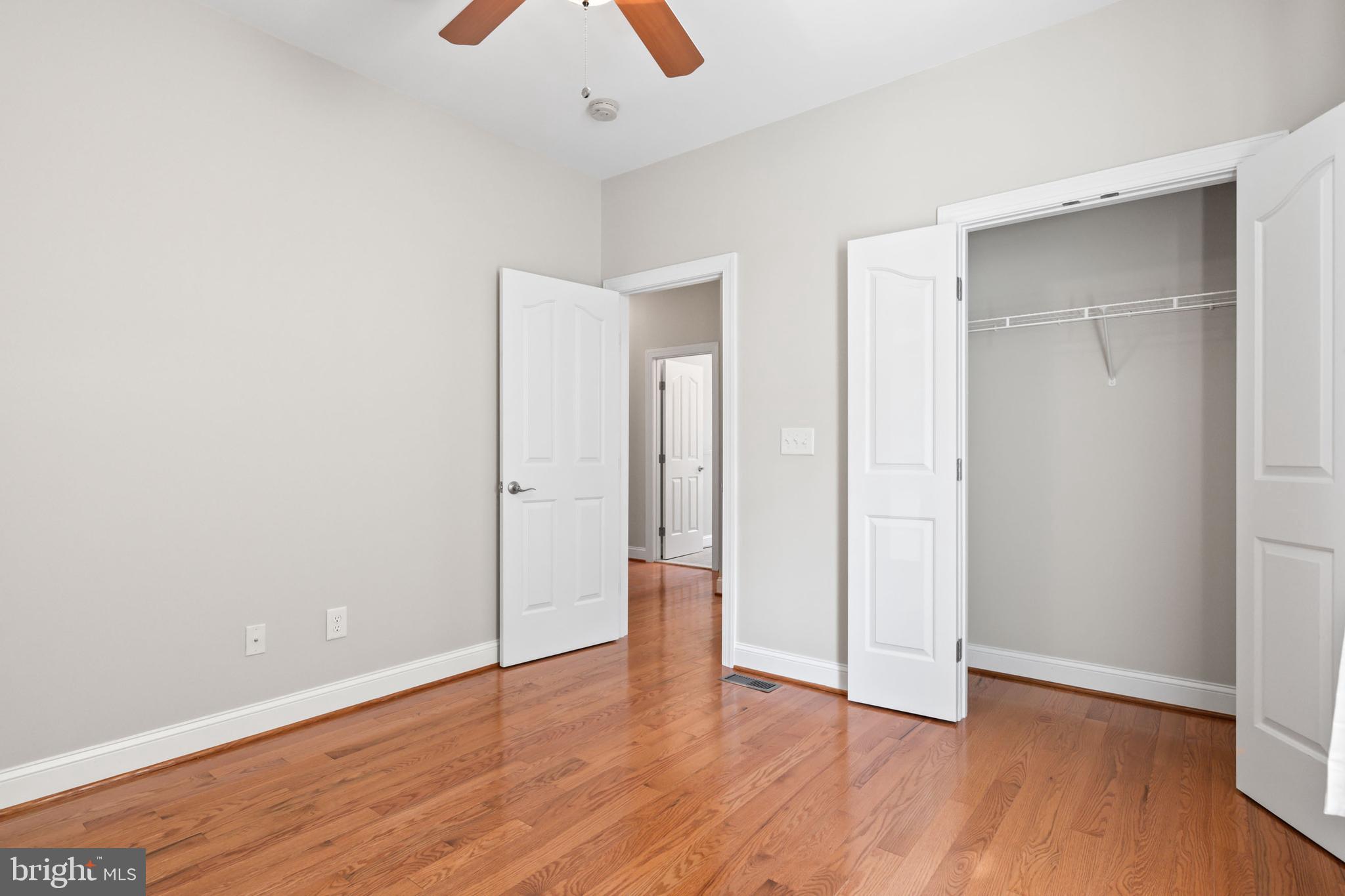 LYNCH POINT - Residential