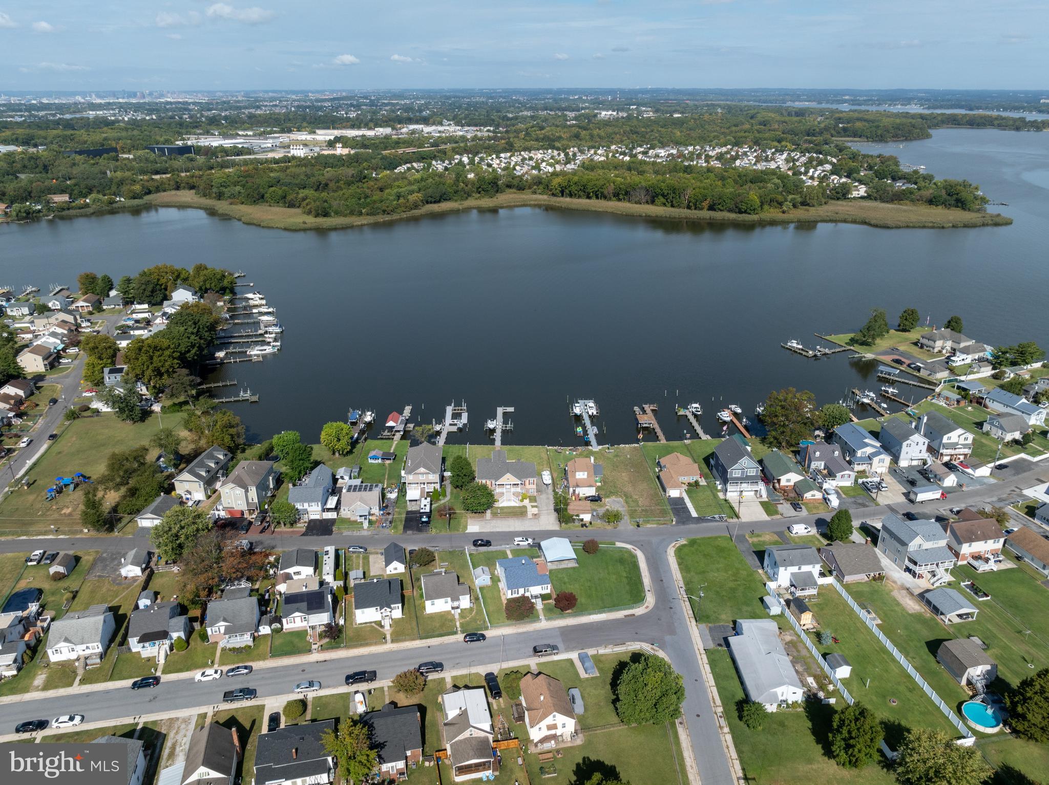 LYNCH POINT - Residential