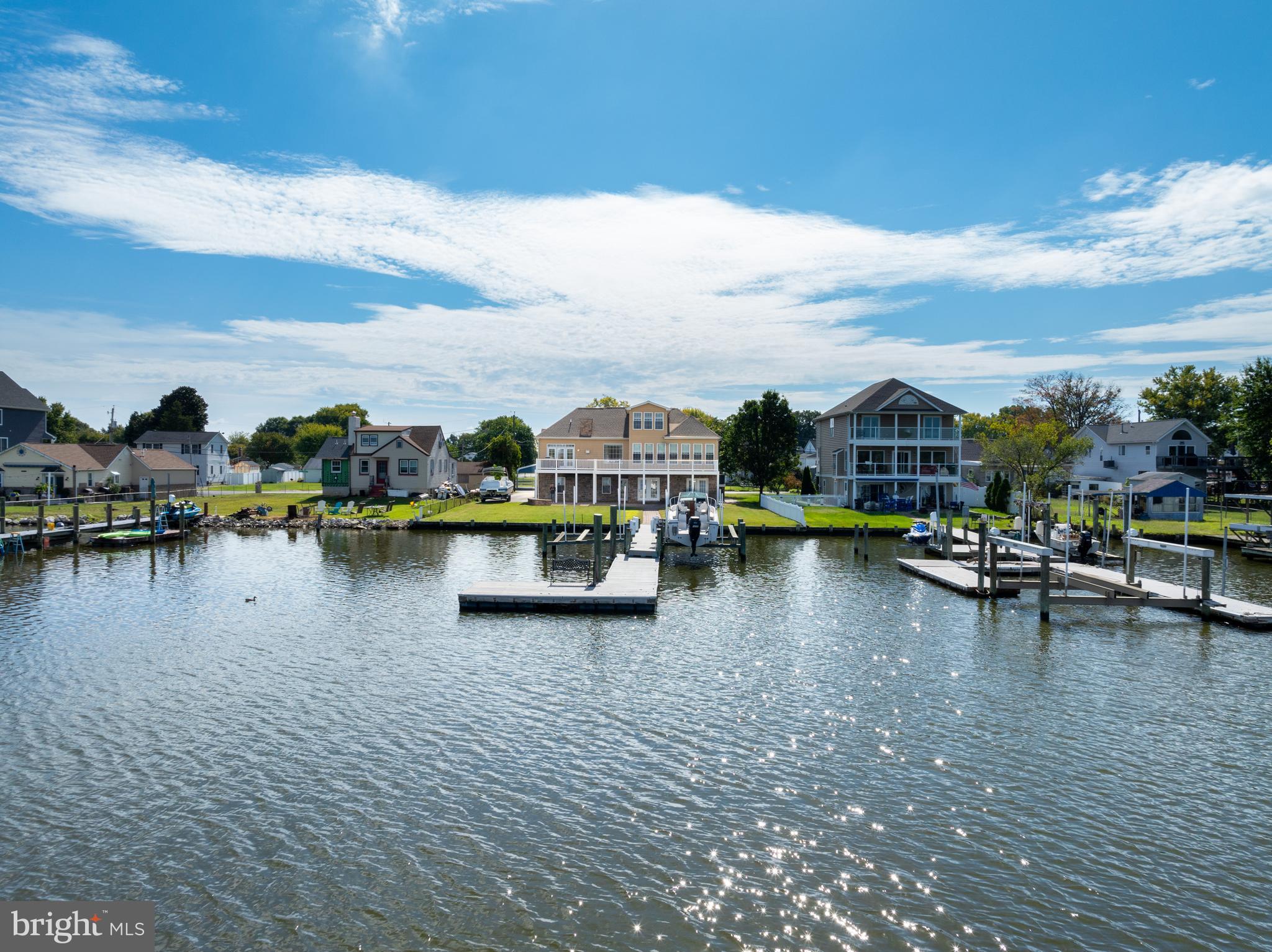 LYNCH POINT - Residential