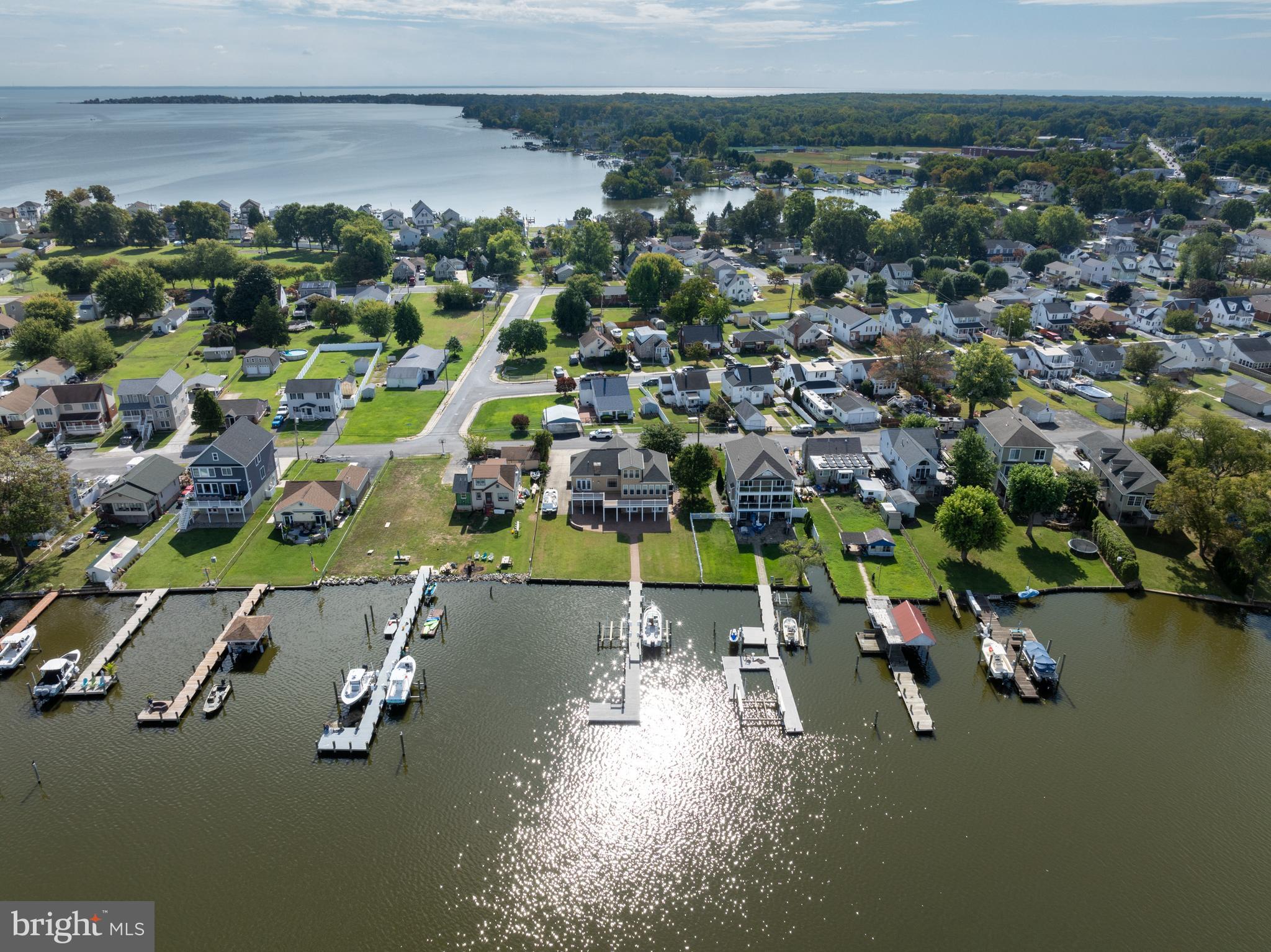 LYNCH POINT - Residential