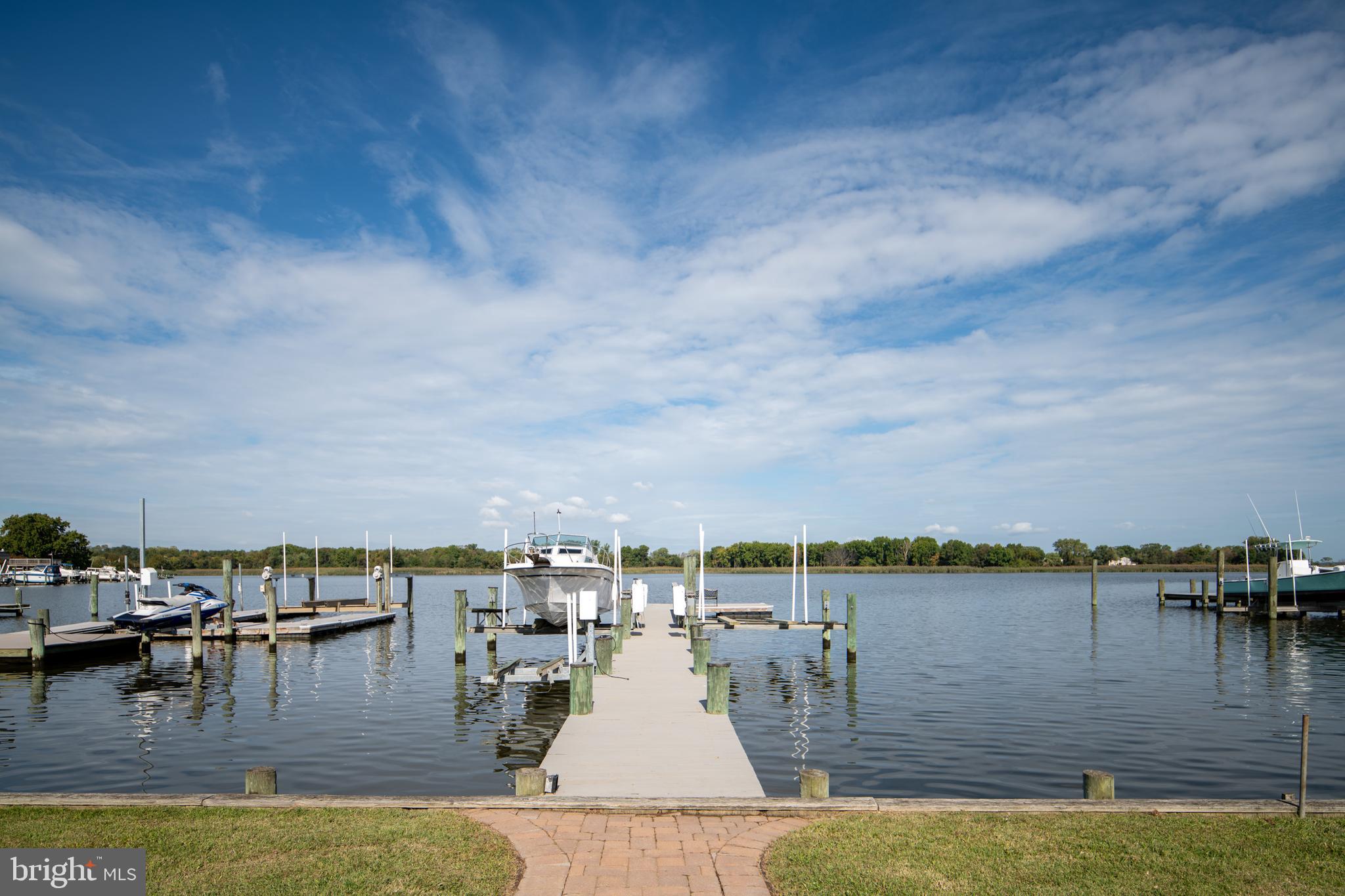 LYNCH POINT - Residential