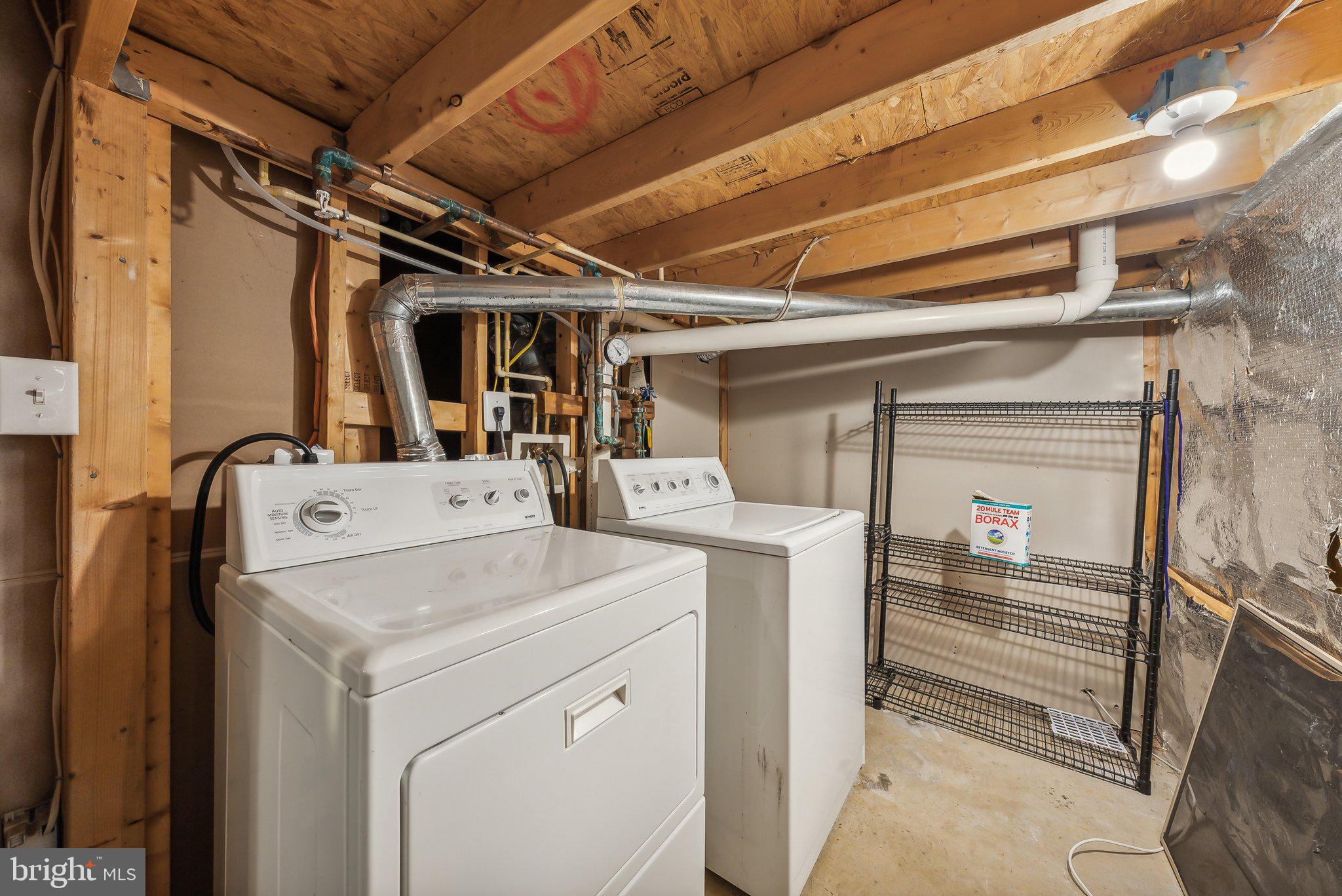 BONIWOOD - Residential Lease