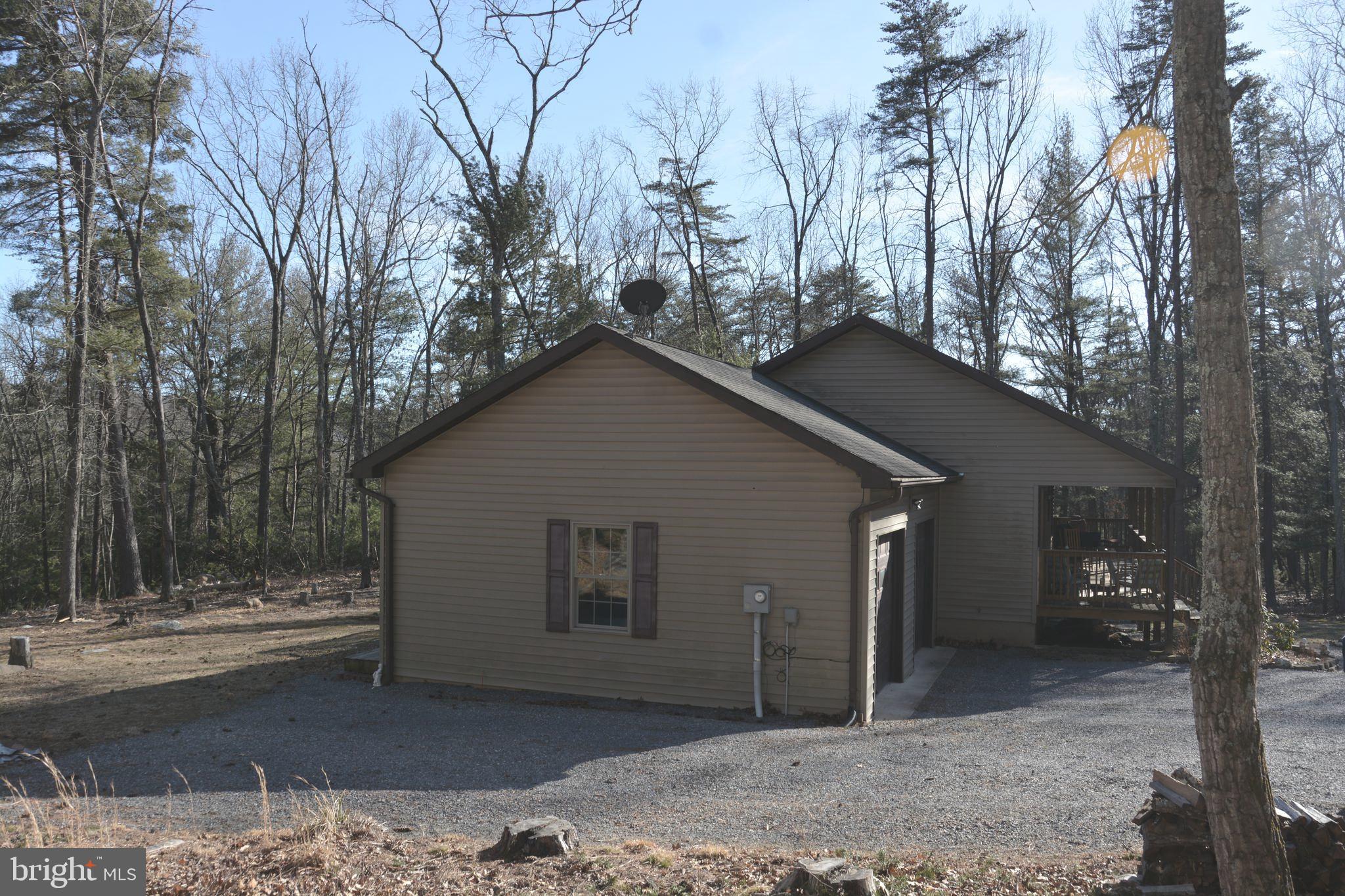 QUAKER WOODS - Residential
