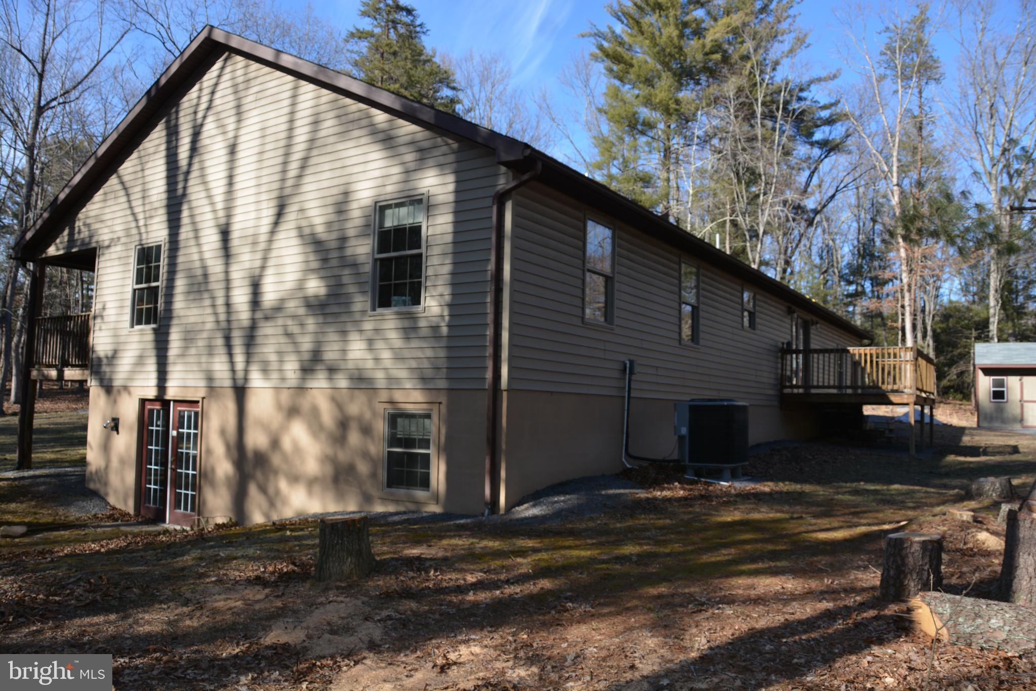 QUAKER WOODS - Residential