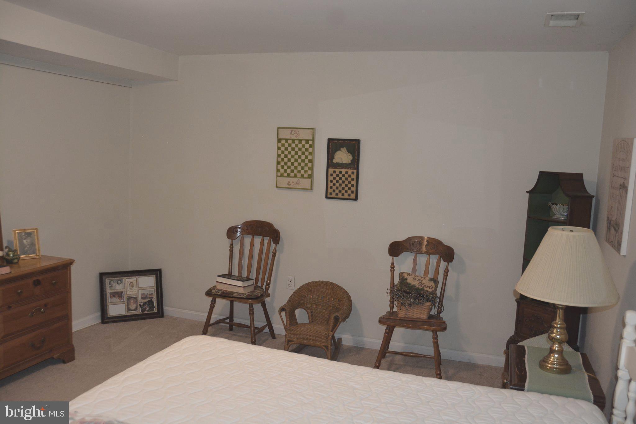 QUAKER WOODS - Residential