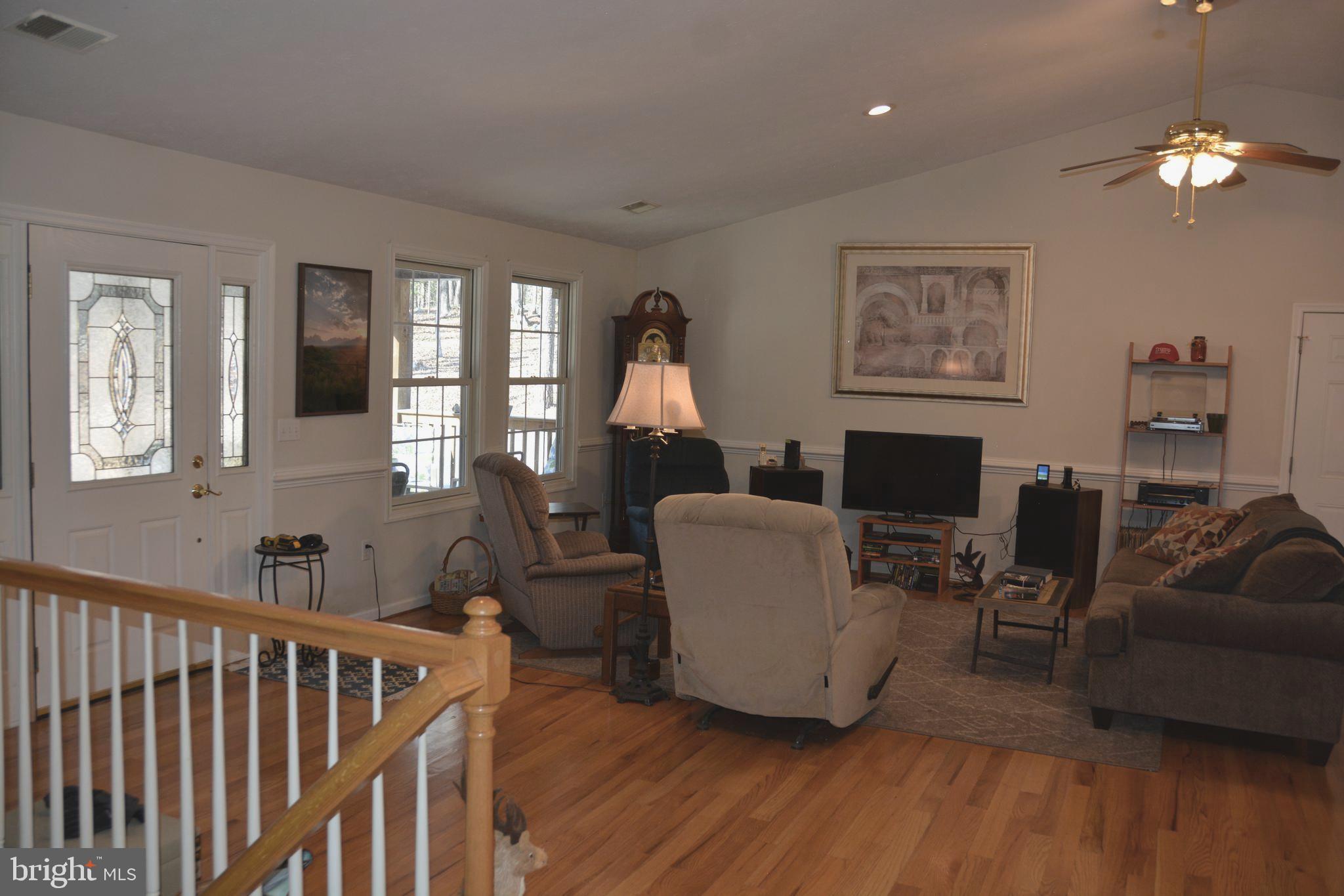 QUAKER WOODS - Residential