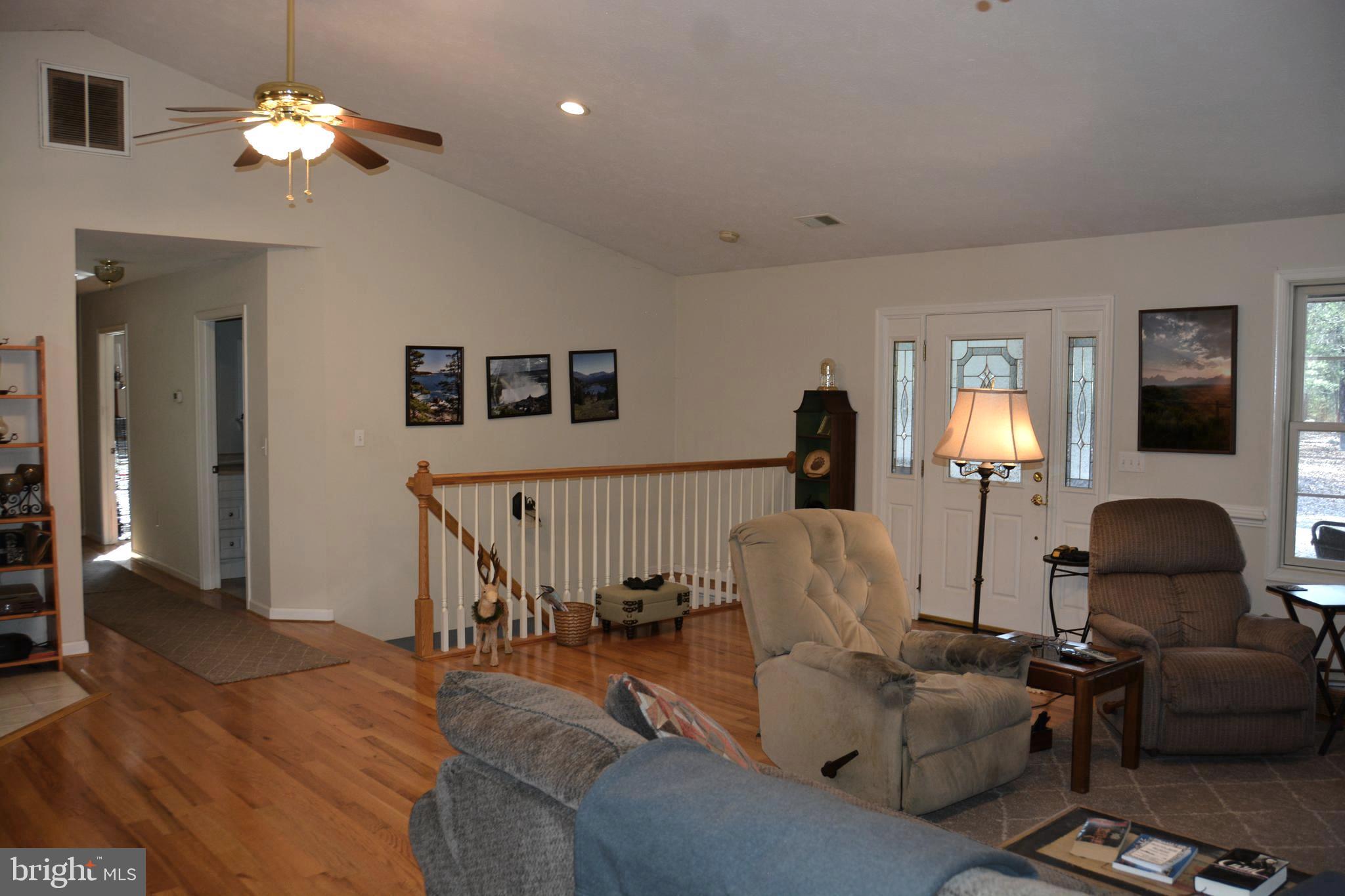 QUAKER WOODS - Residential