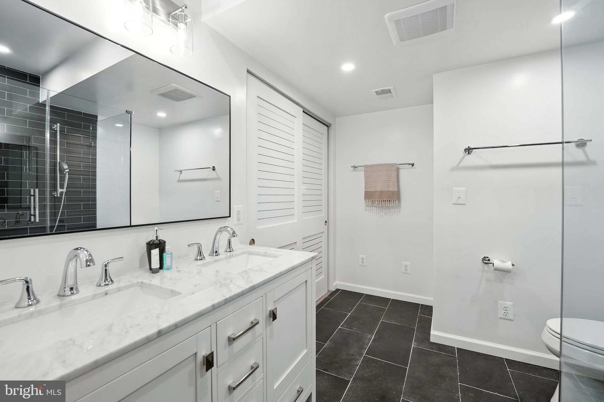 BEAR TREE COVE - Residential