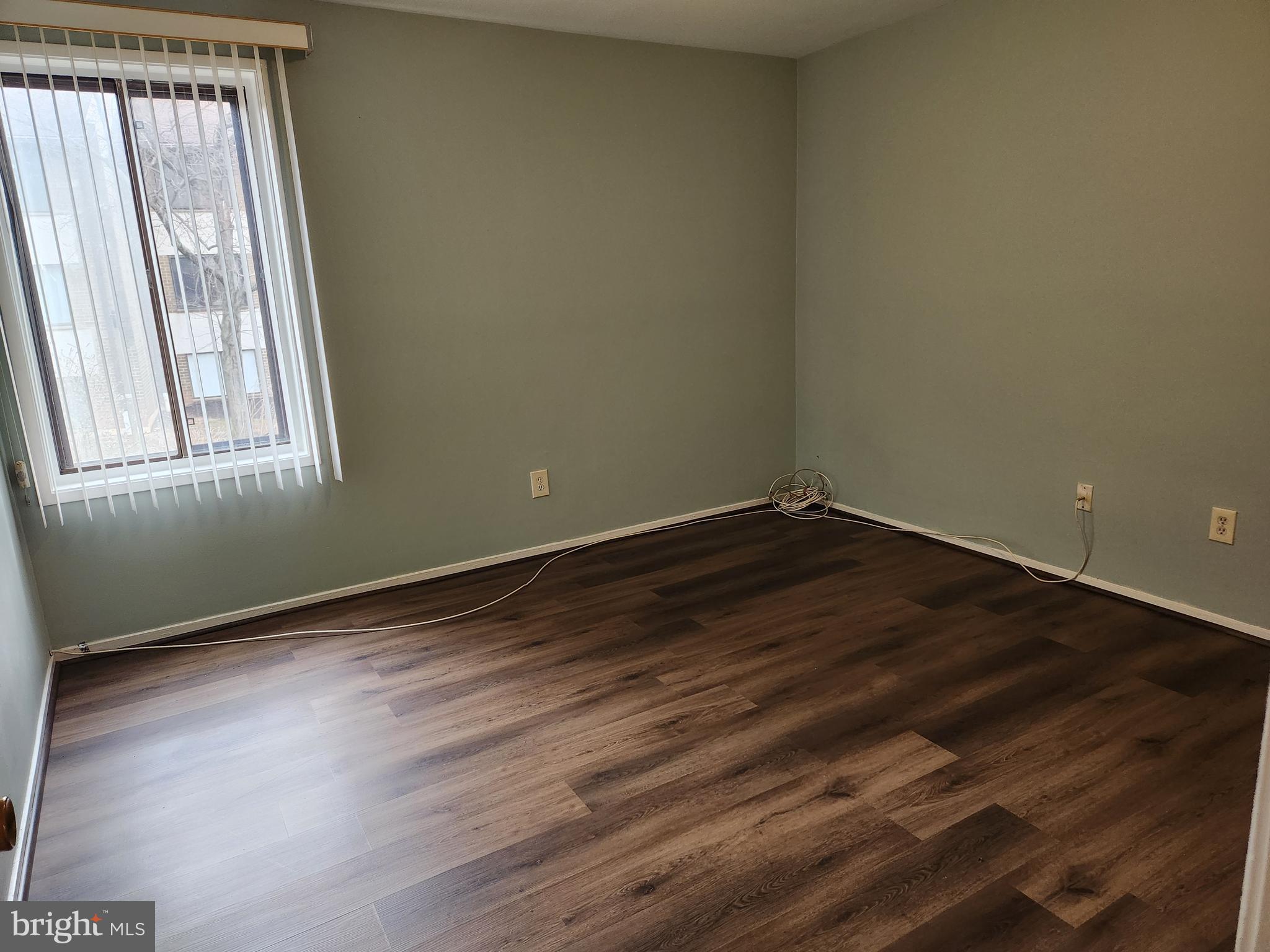 JEFFERSON MEWS - Residential