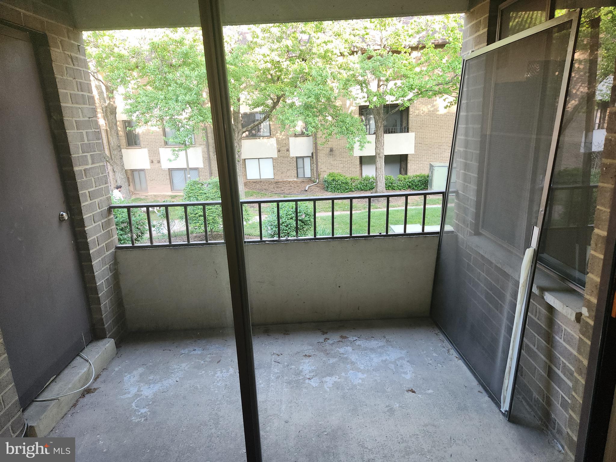 JEFFERSON MEWS - Residential
