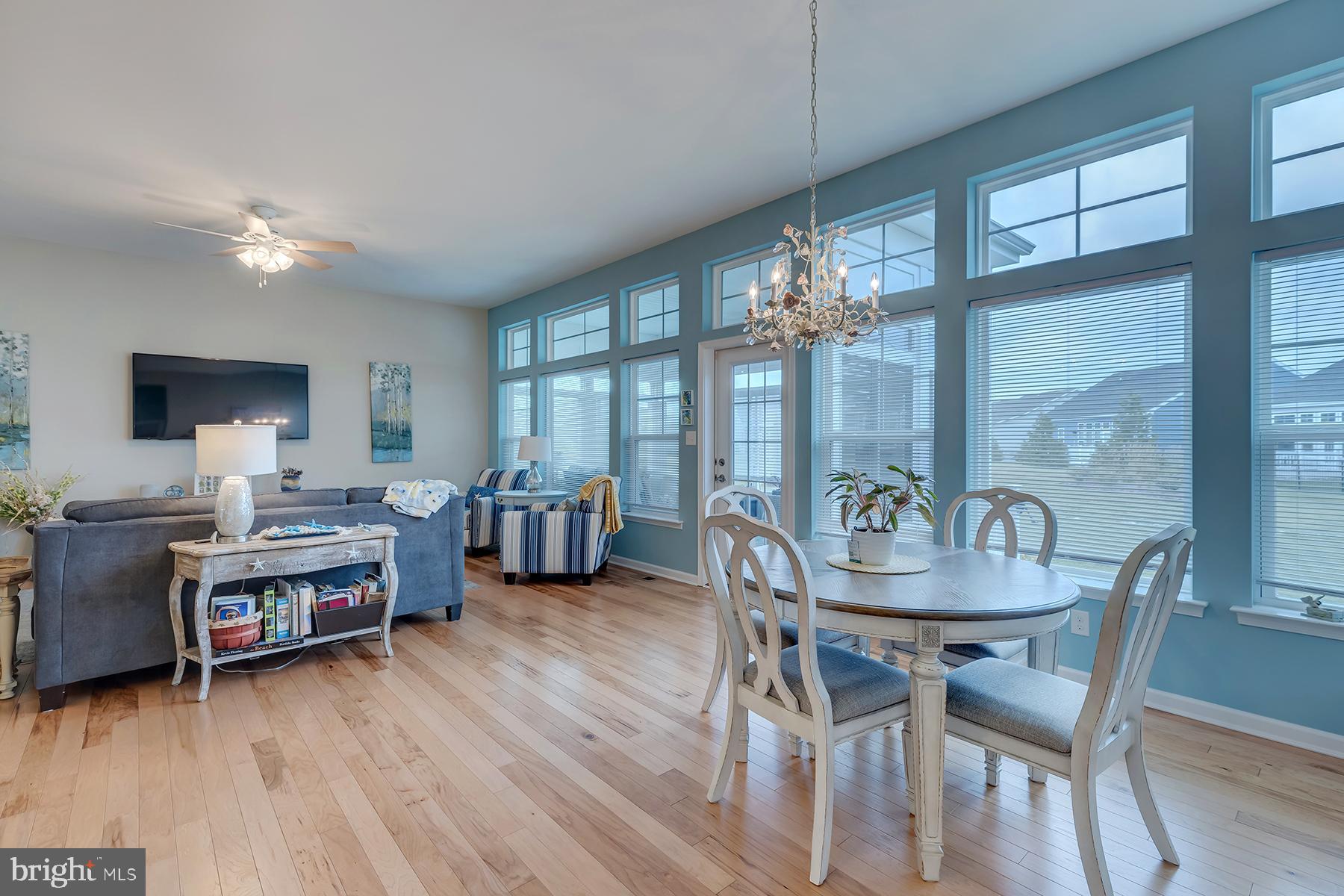 PENINSULA LAKES - Residential