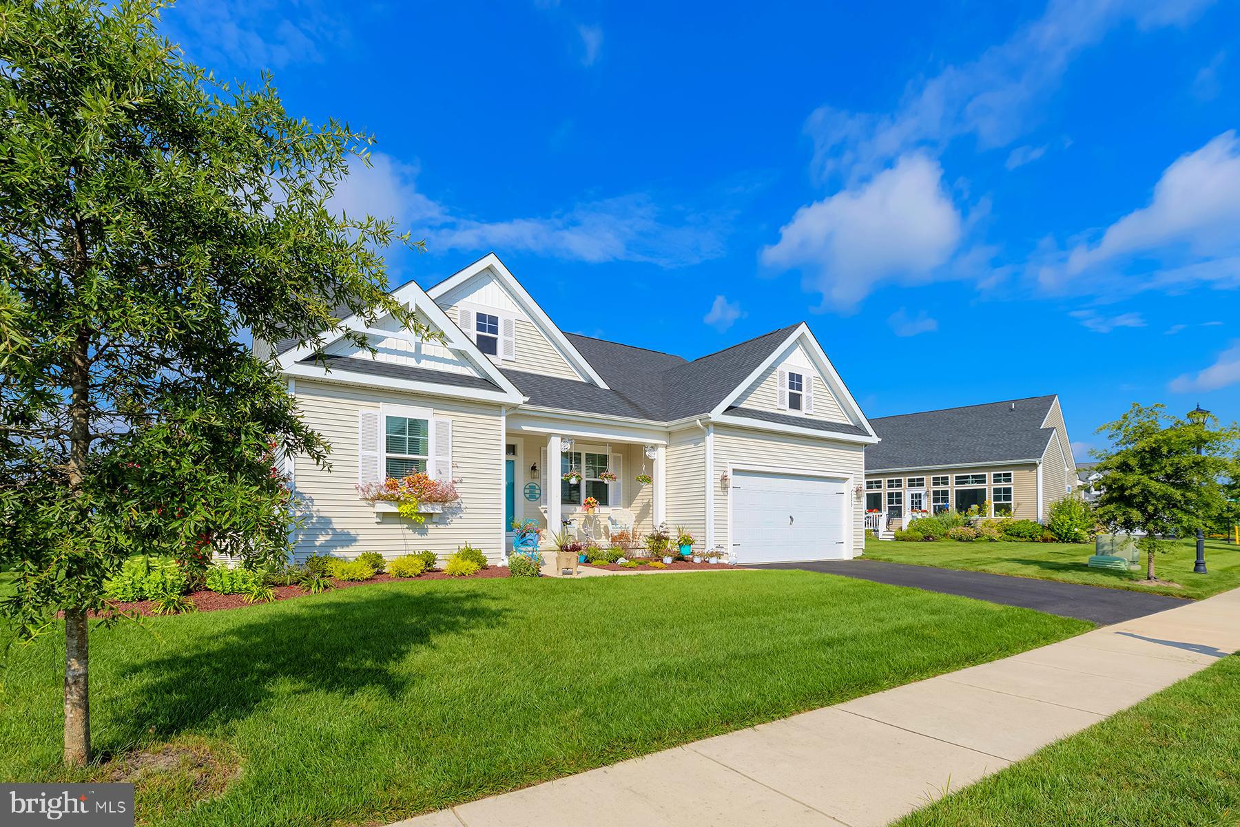 PENINSULA LAKES - Residential