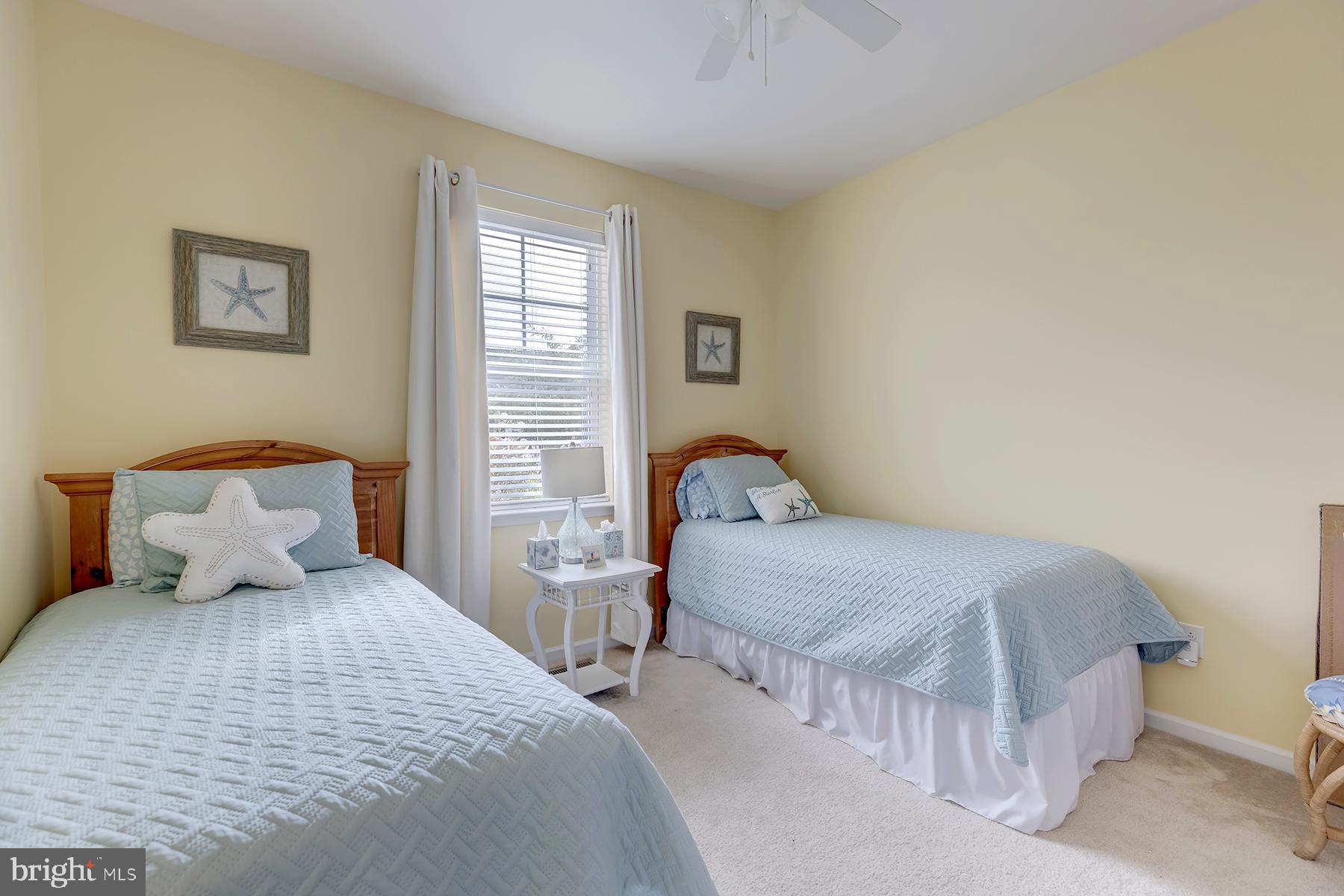 PENINSULA LAKES - Residential