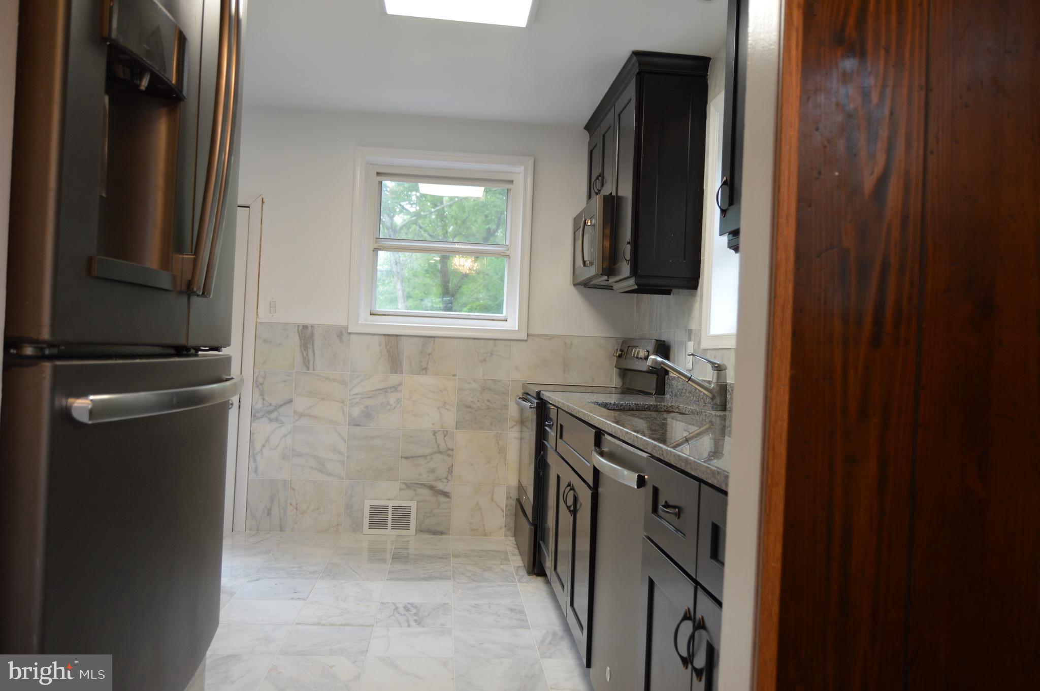 FAIRVIEW - Residential Lease