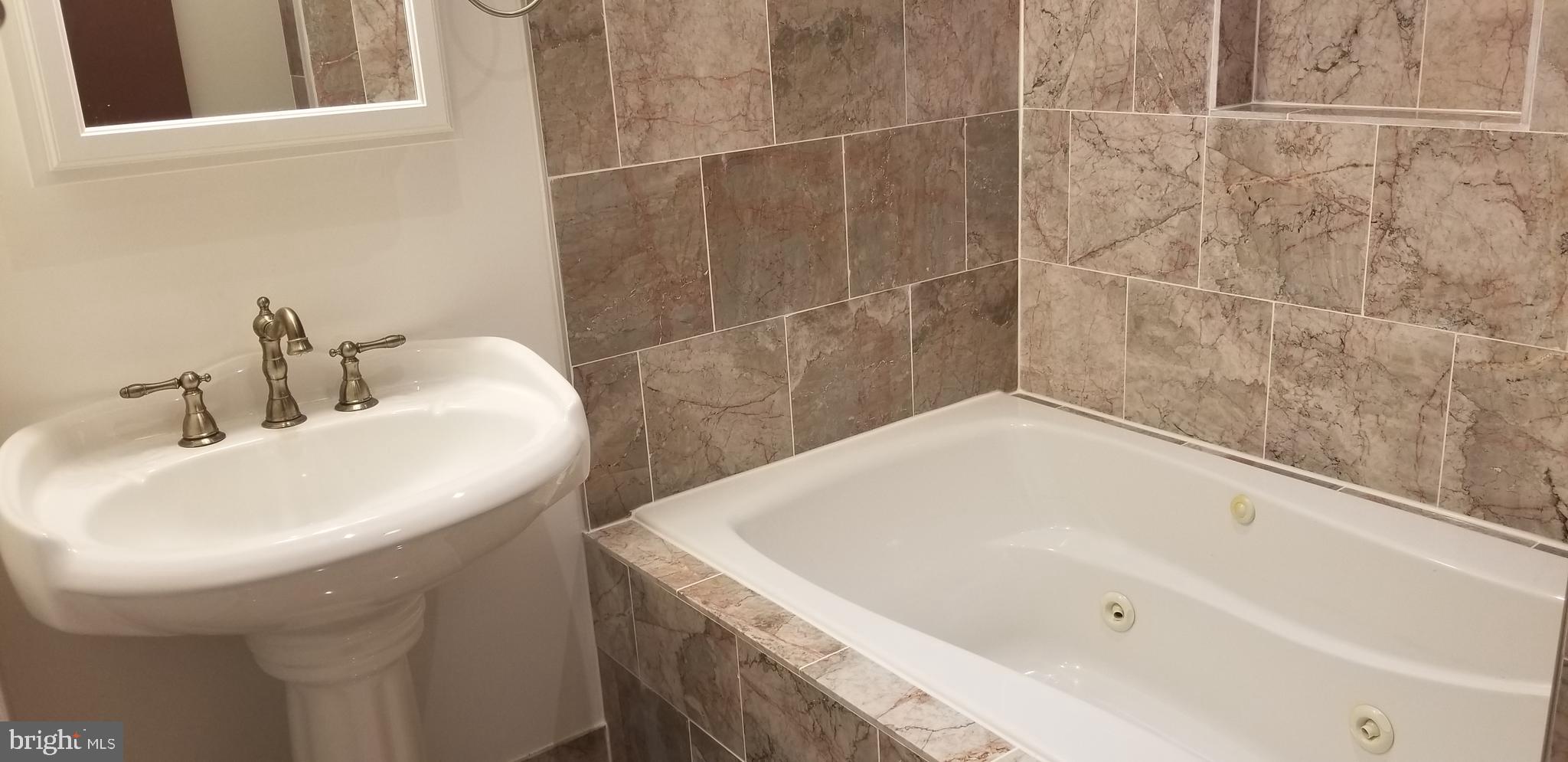 FAIRVIEW - Residential Lease