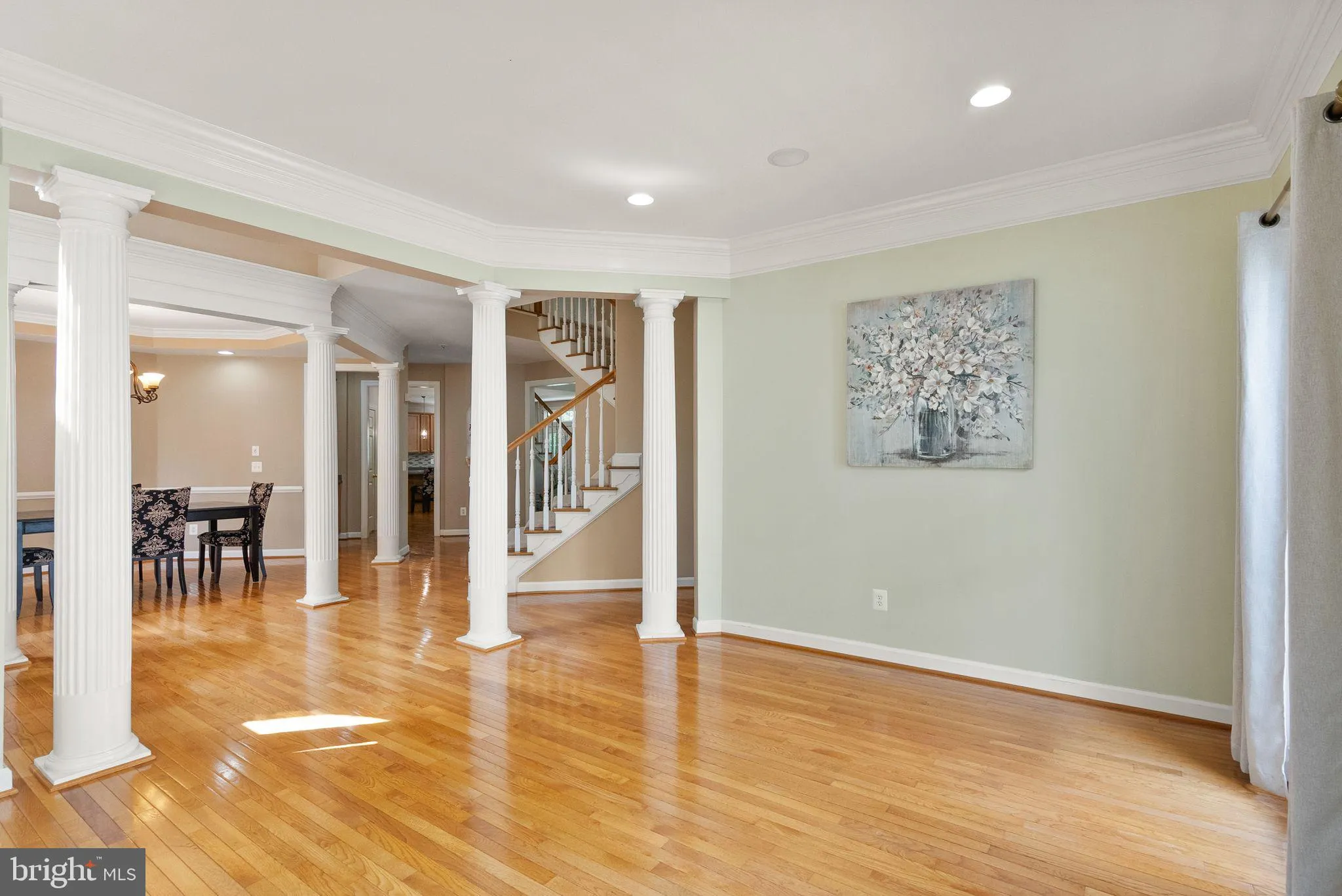 Gainesville, Virginia 20155, United States, 4 Bedrooms Bedrooms, ,5 BathroomsBathrooms,Residential,Active,109098