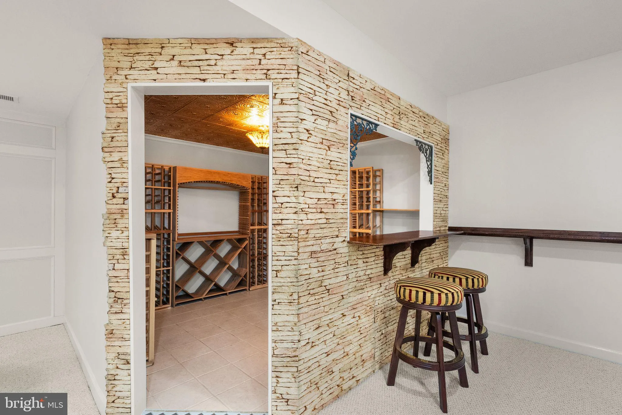 Gainesville, Virginia 20155, United States, 4 Bedrooms Bedrooms, ,5 BathroomsBathrooms,Residential,Active,109098