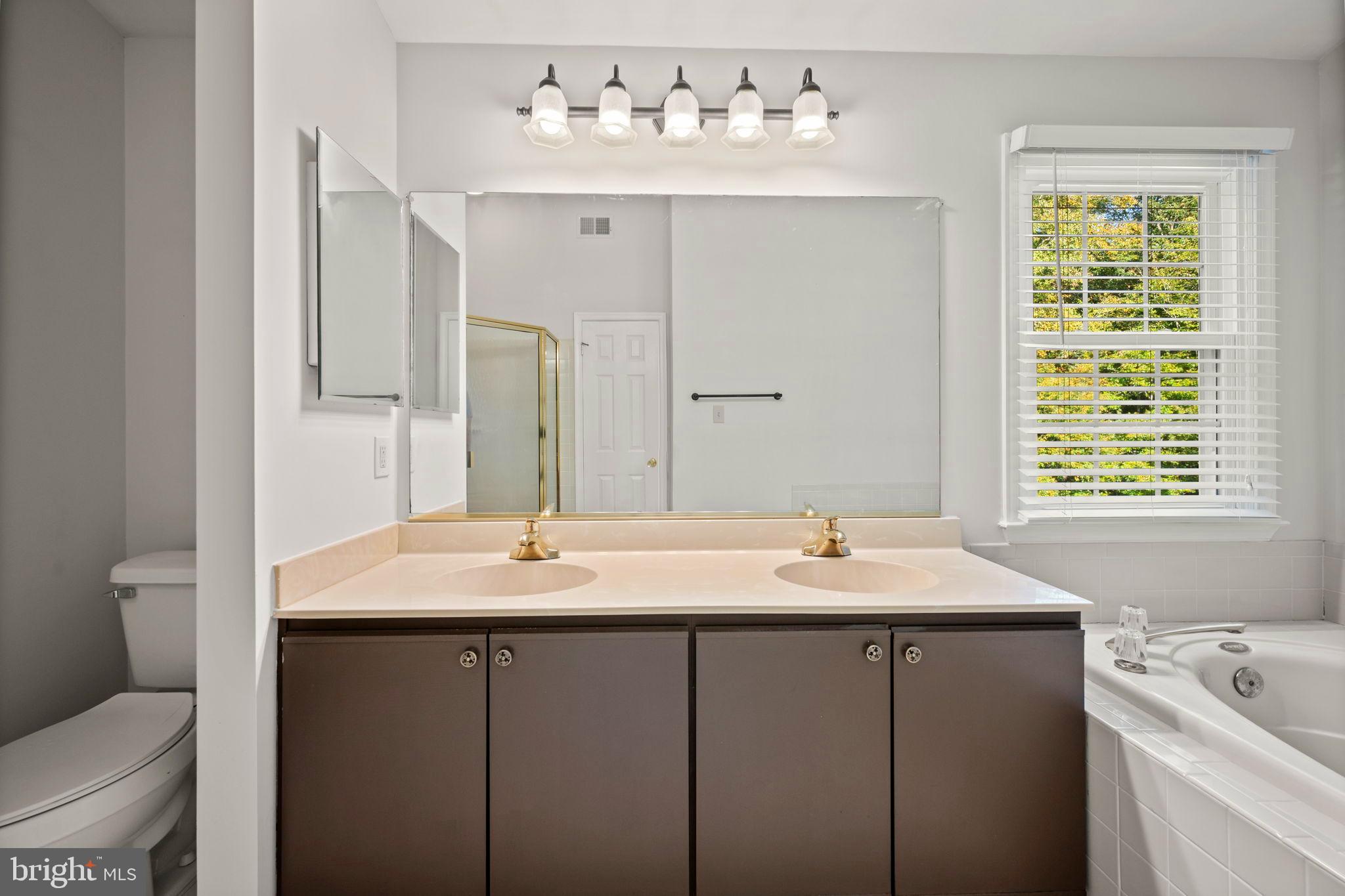 MONTPELIER WOODS - Residential