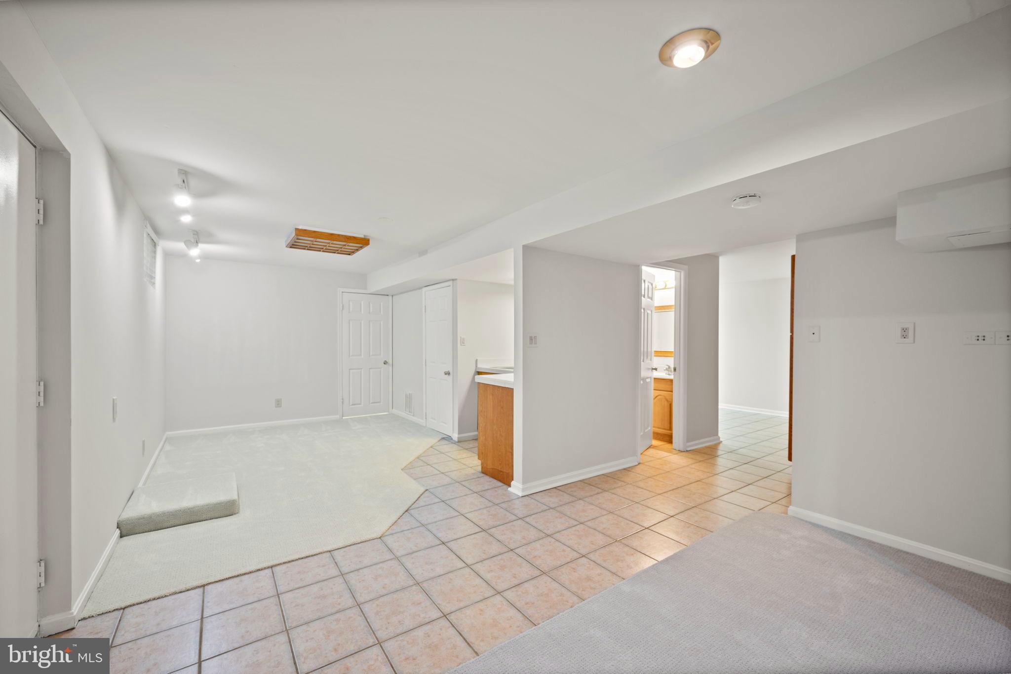 MONTPELIER WOODS - Residential