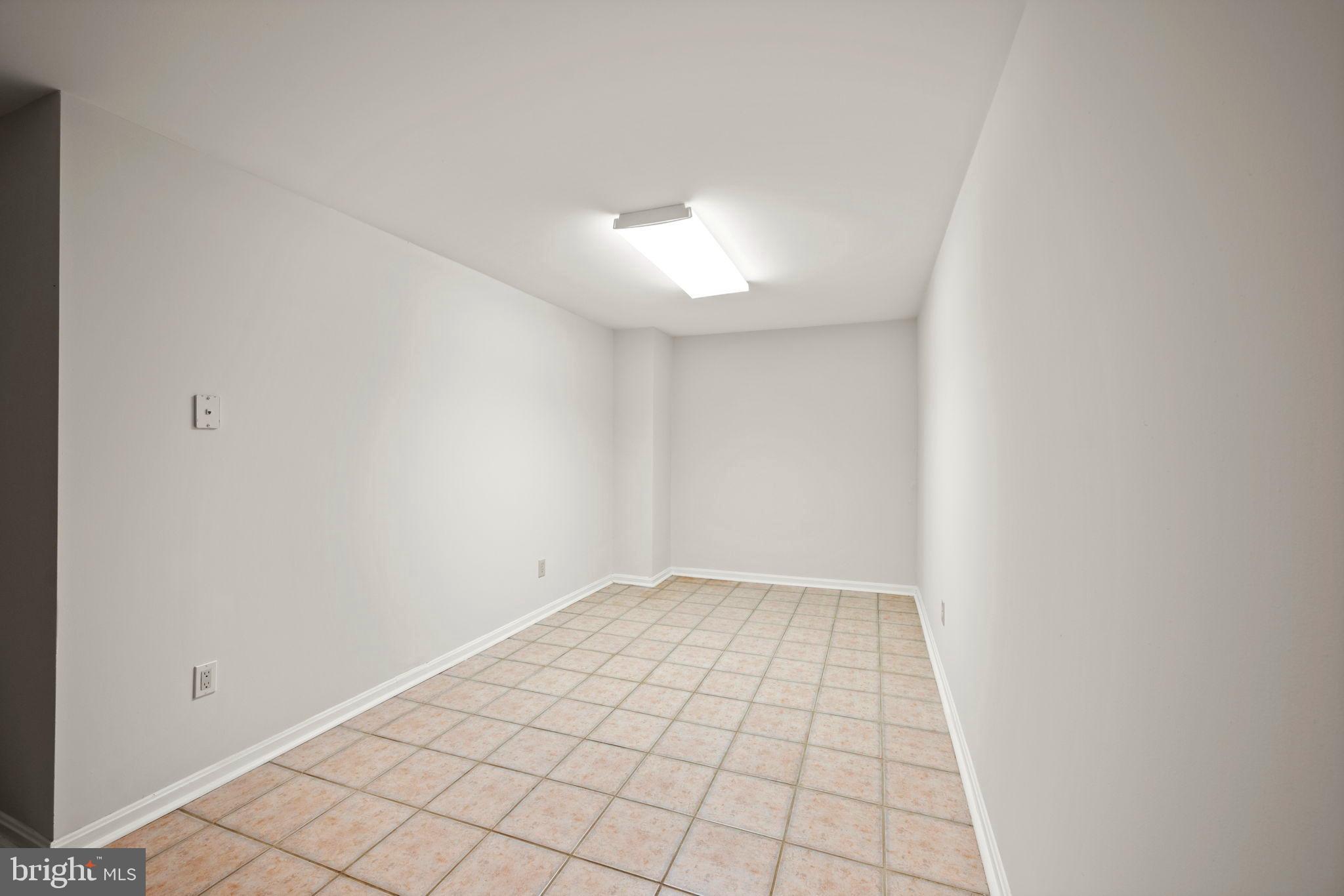 MONTPELIER WOODS - Residential