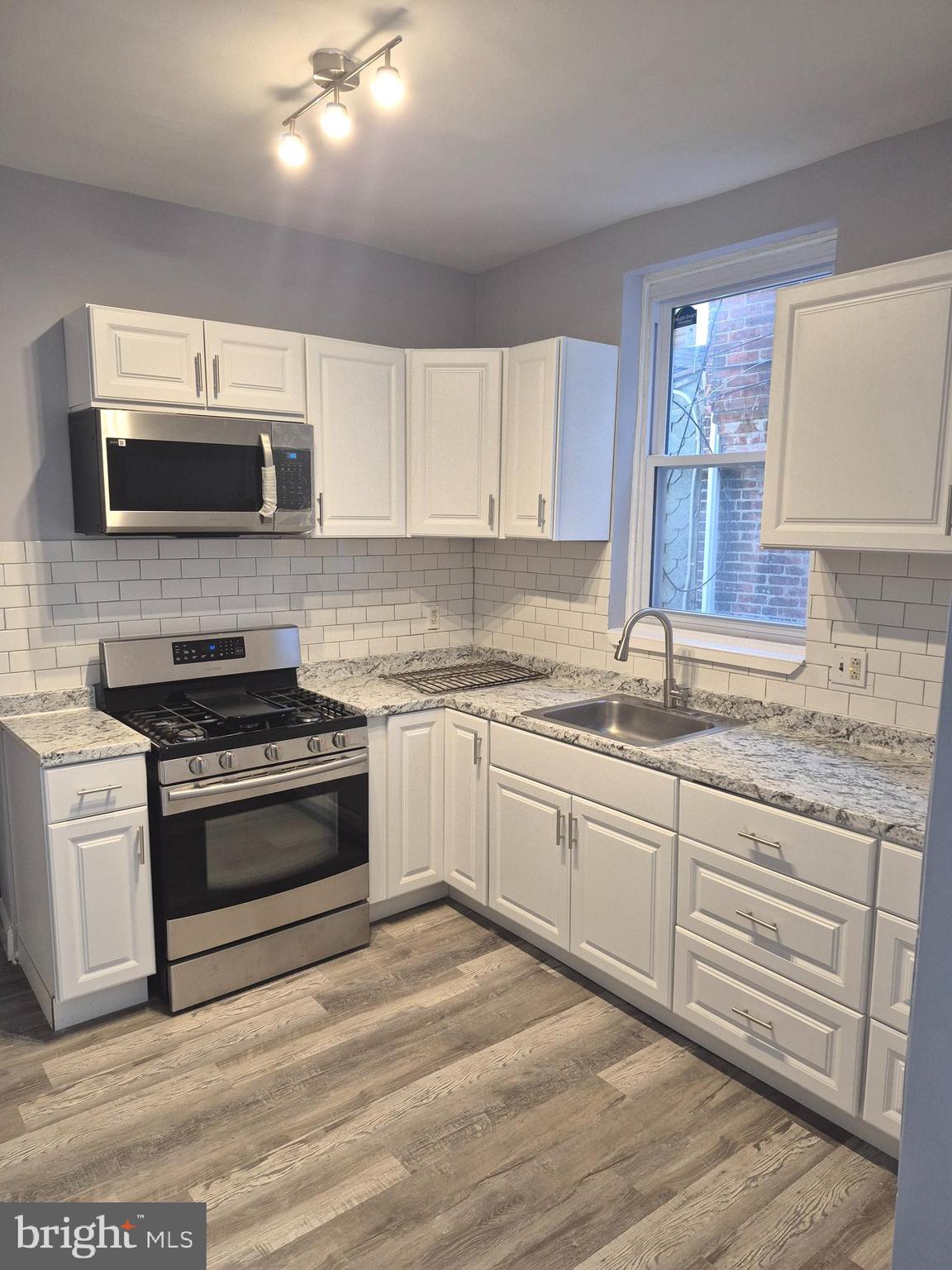 PHILADELPHIA (SOUTHWEST) - Residential Lease