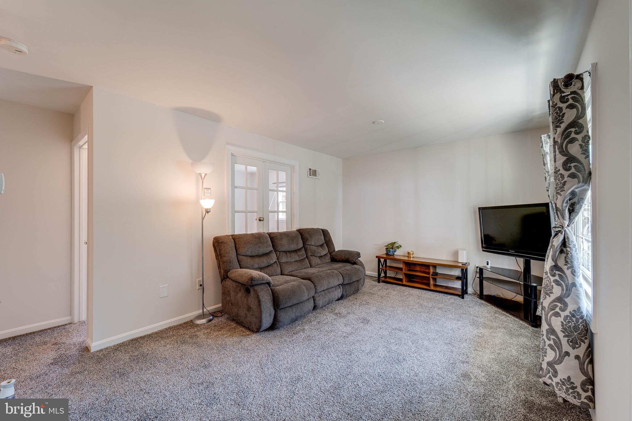 DALE CITY - Residential