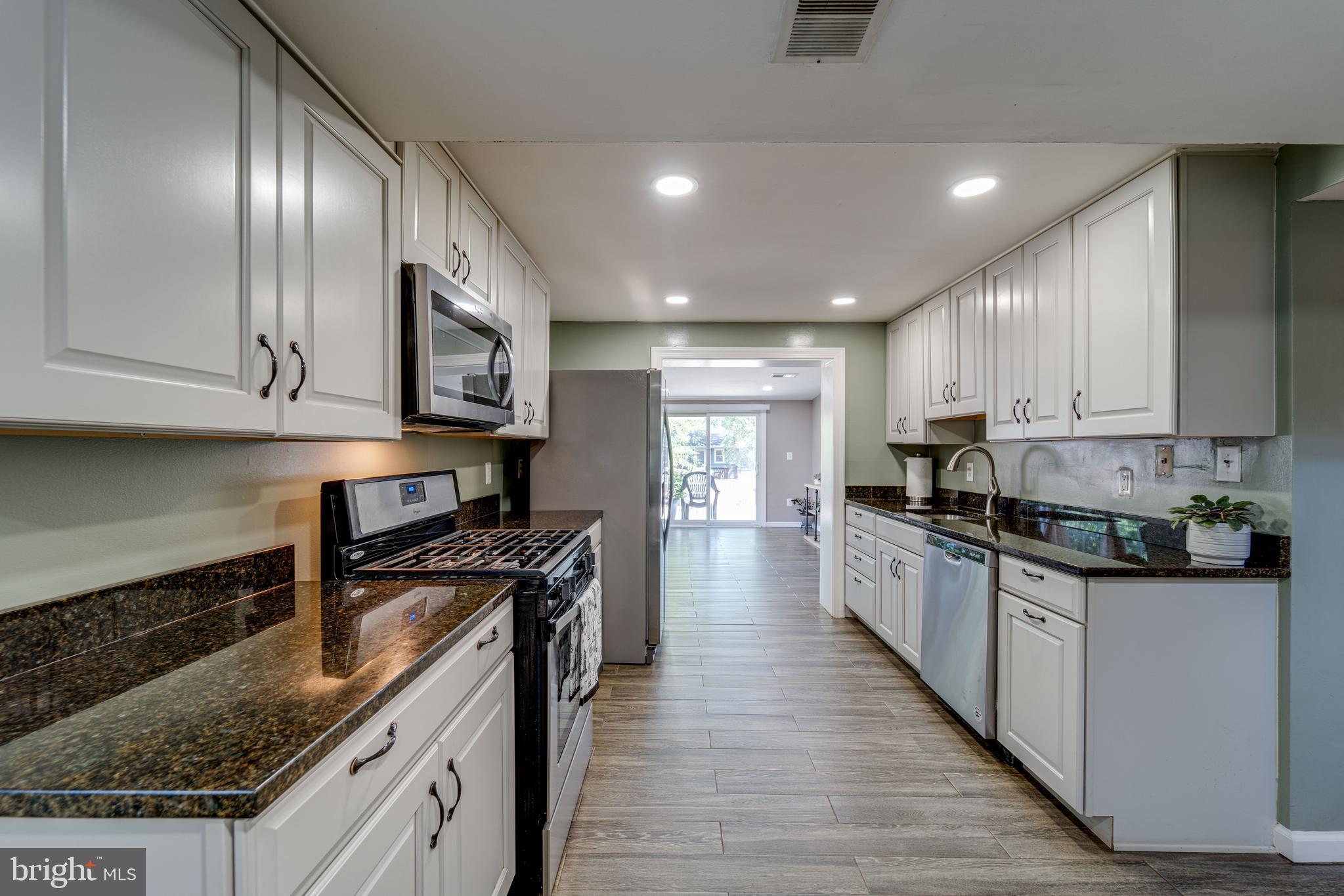 DALE CITY - Residential