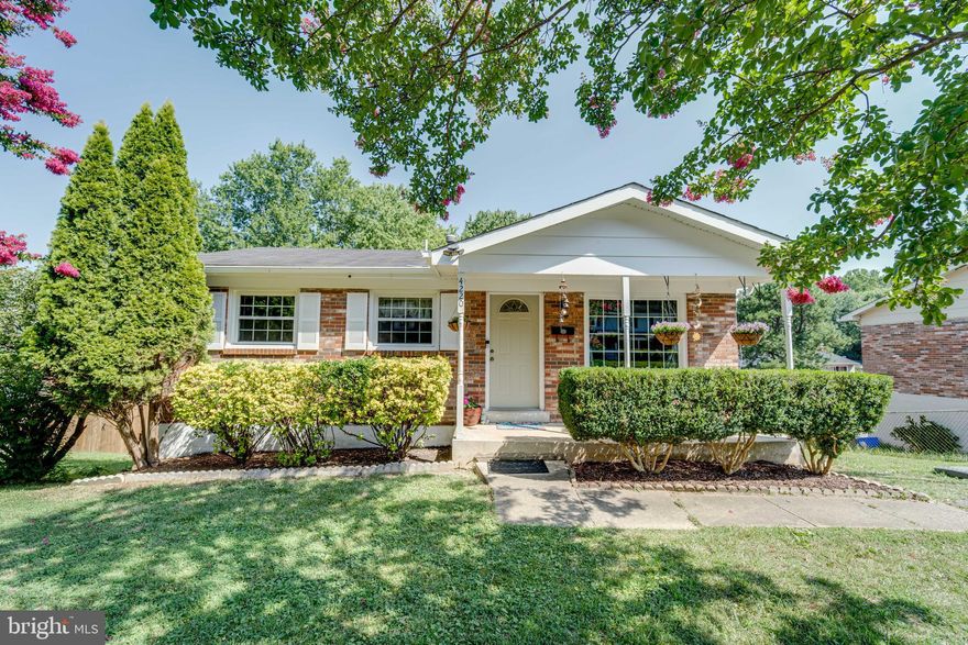 Perfect starter home with three bedrooms, two full baths, and a newer addition in the rear. The gourmet kitchen features granite counters, newer cabinets, and tile flooring installed in 2020. The upper level boasts new carpeting as of 2023 and includes all three bedrooms. The lower level carpeting was updated in 2020. Outside, you'll find a fully fenced rear yard with a good-sized deck. The hot water heater was replaced in 2022. The walkable Quartz Community, planned for 2026, is just a short five-minute drive away. This home is ready and waiting for you!