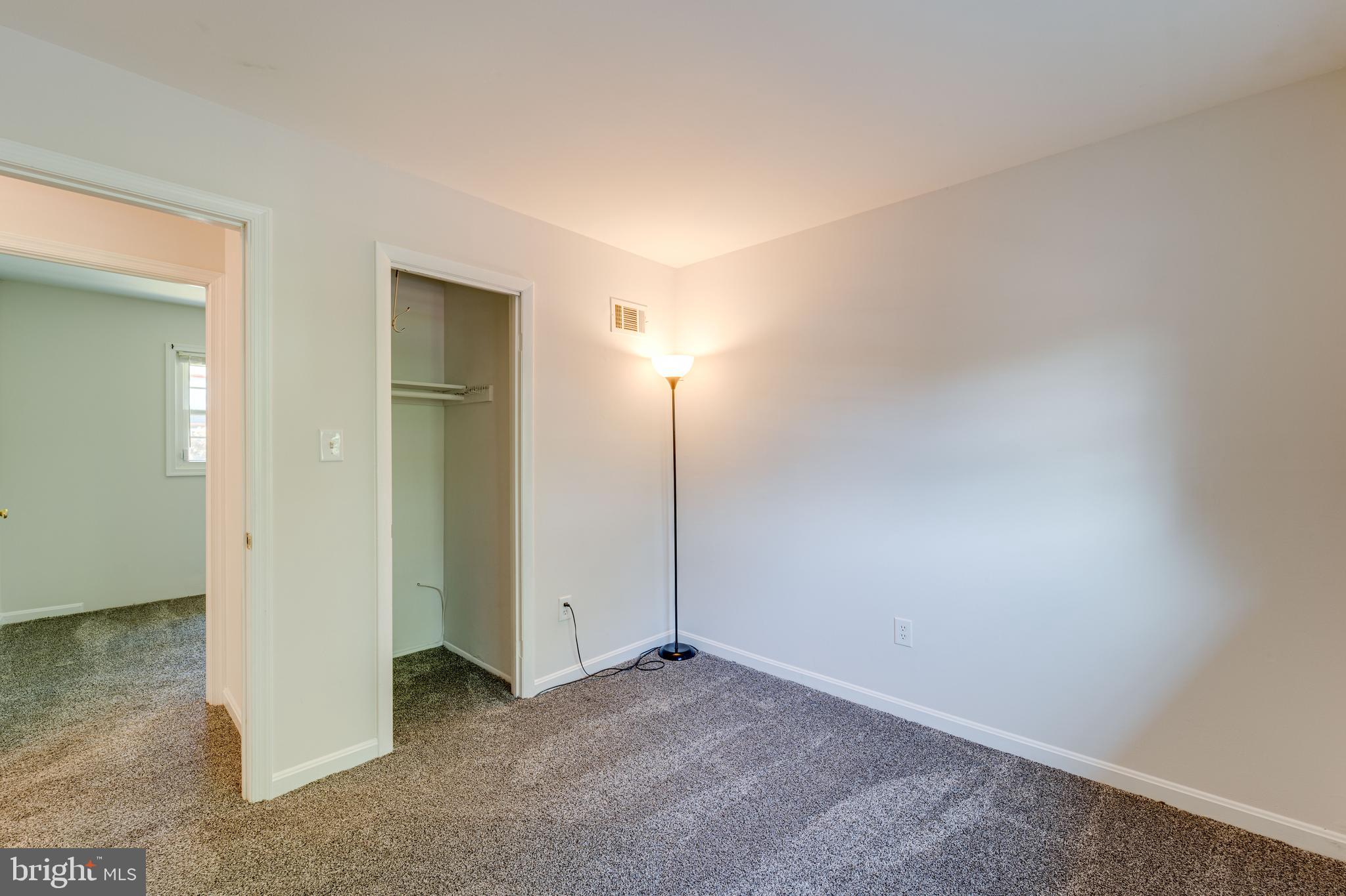 DALE CITY - Residential