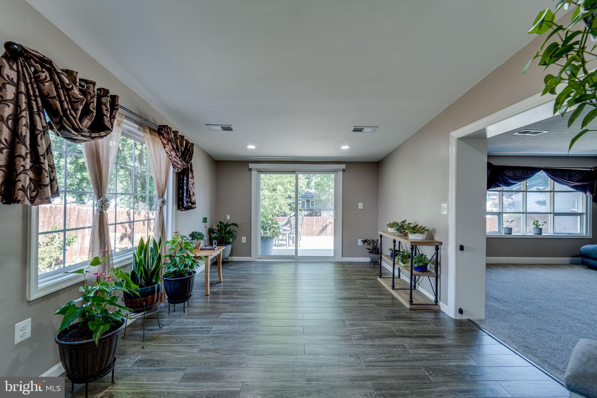 DALE CITY - Residential